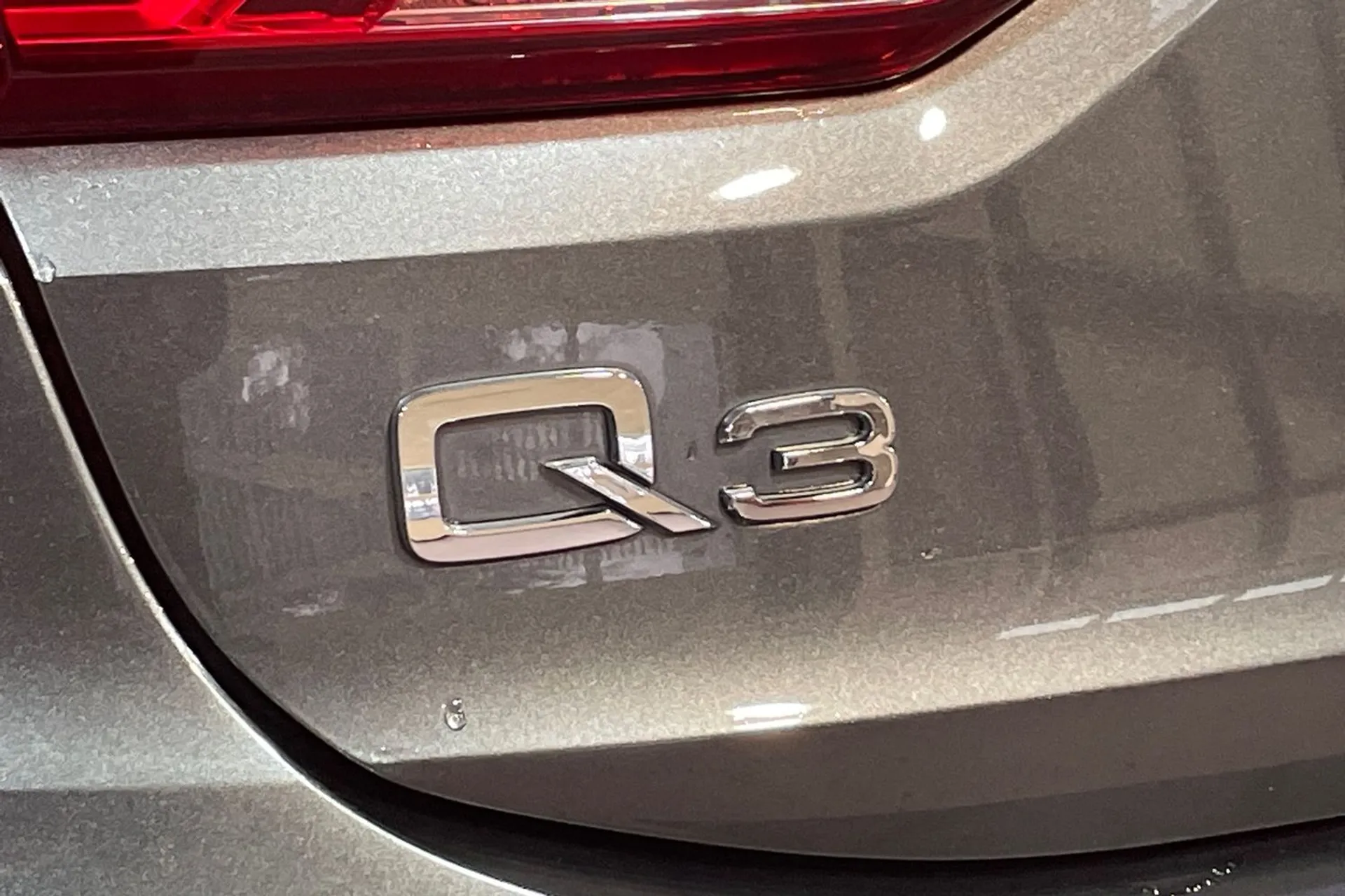 Audi Q3 thumbnail image number 54