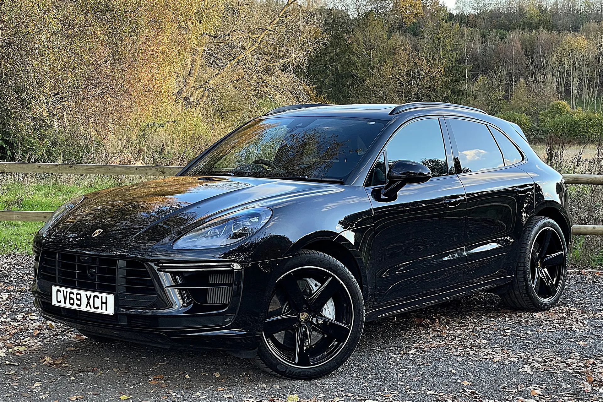 Porsche MACAN focused image