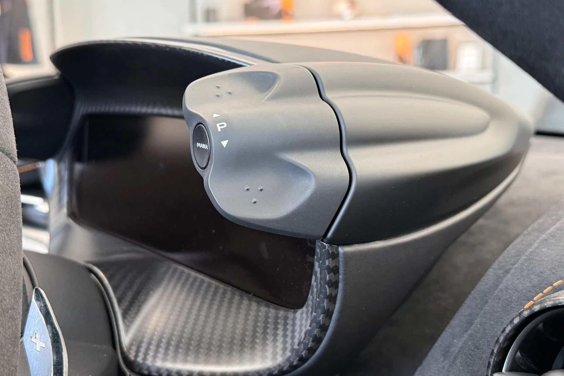McLaren 750S thumbnail image number 11