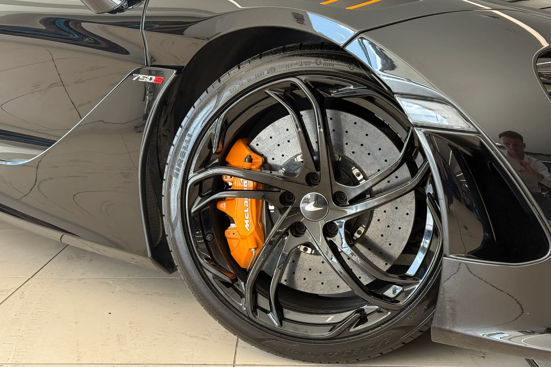 McLaren 750S thumbnail image number 5