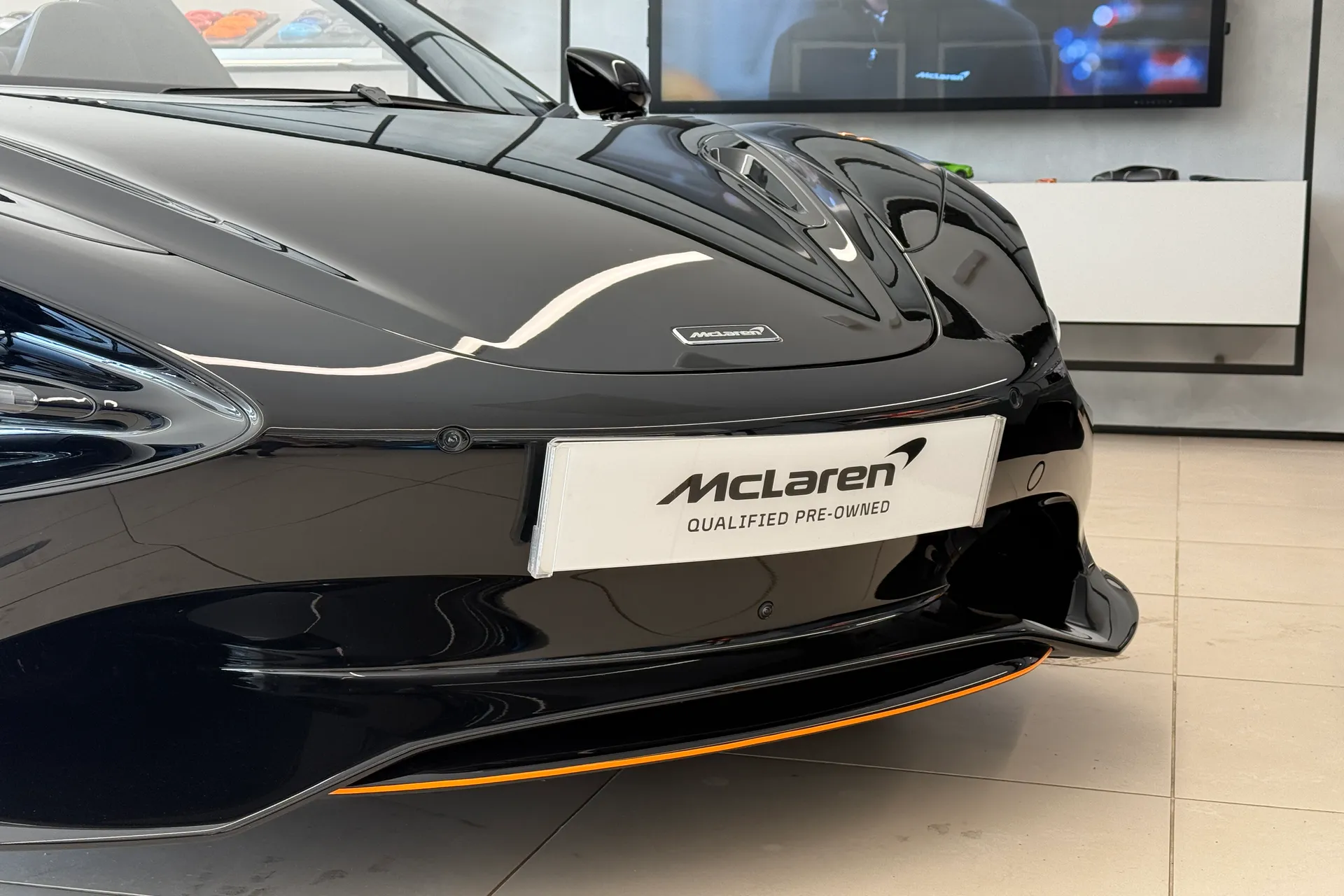 McLaren 750S thumbnail image number 9