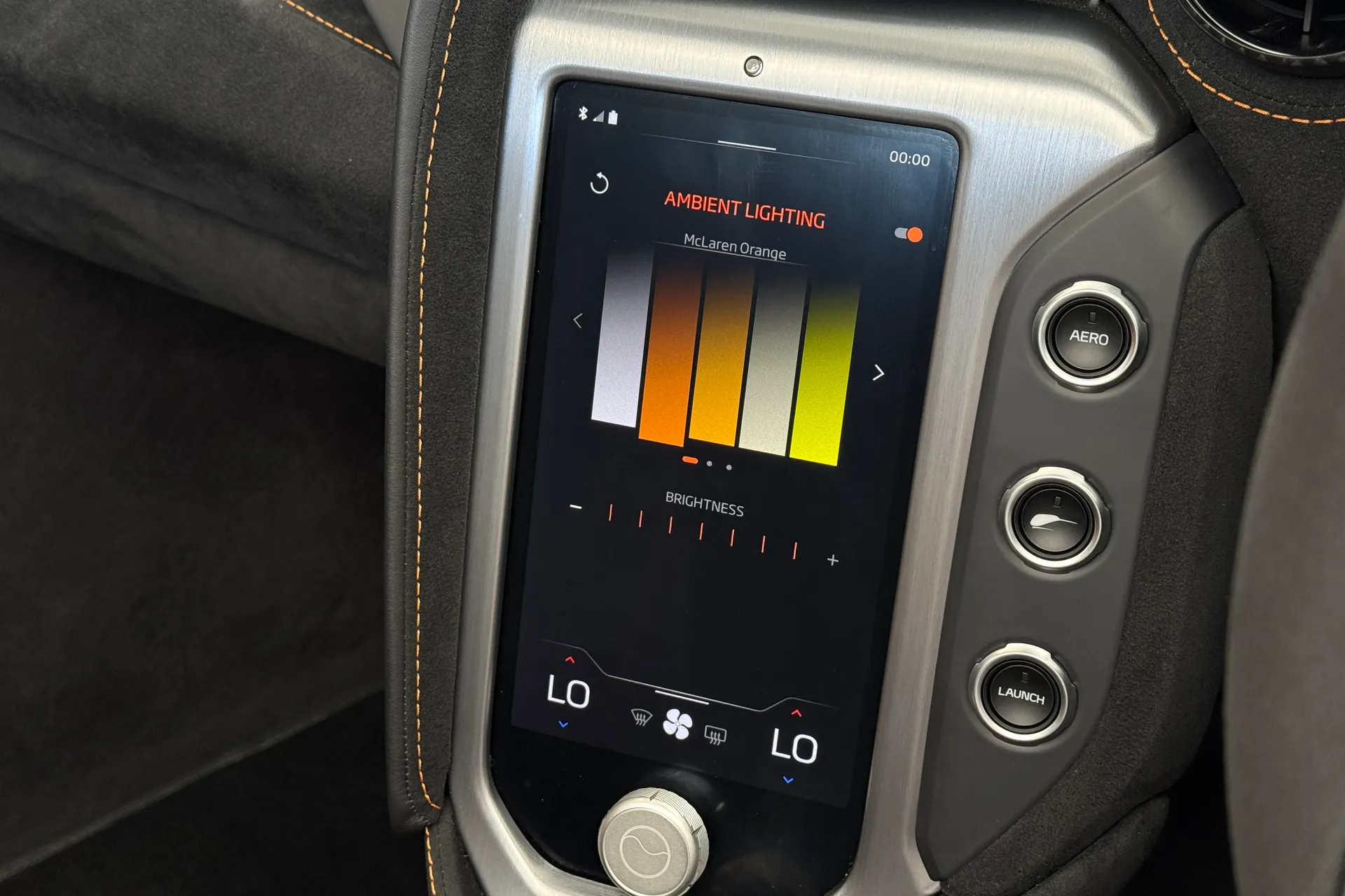 McLaren 750S thumbnail image number 23