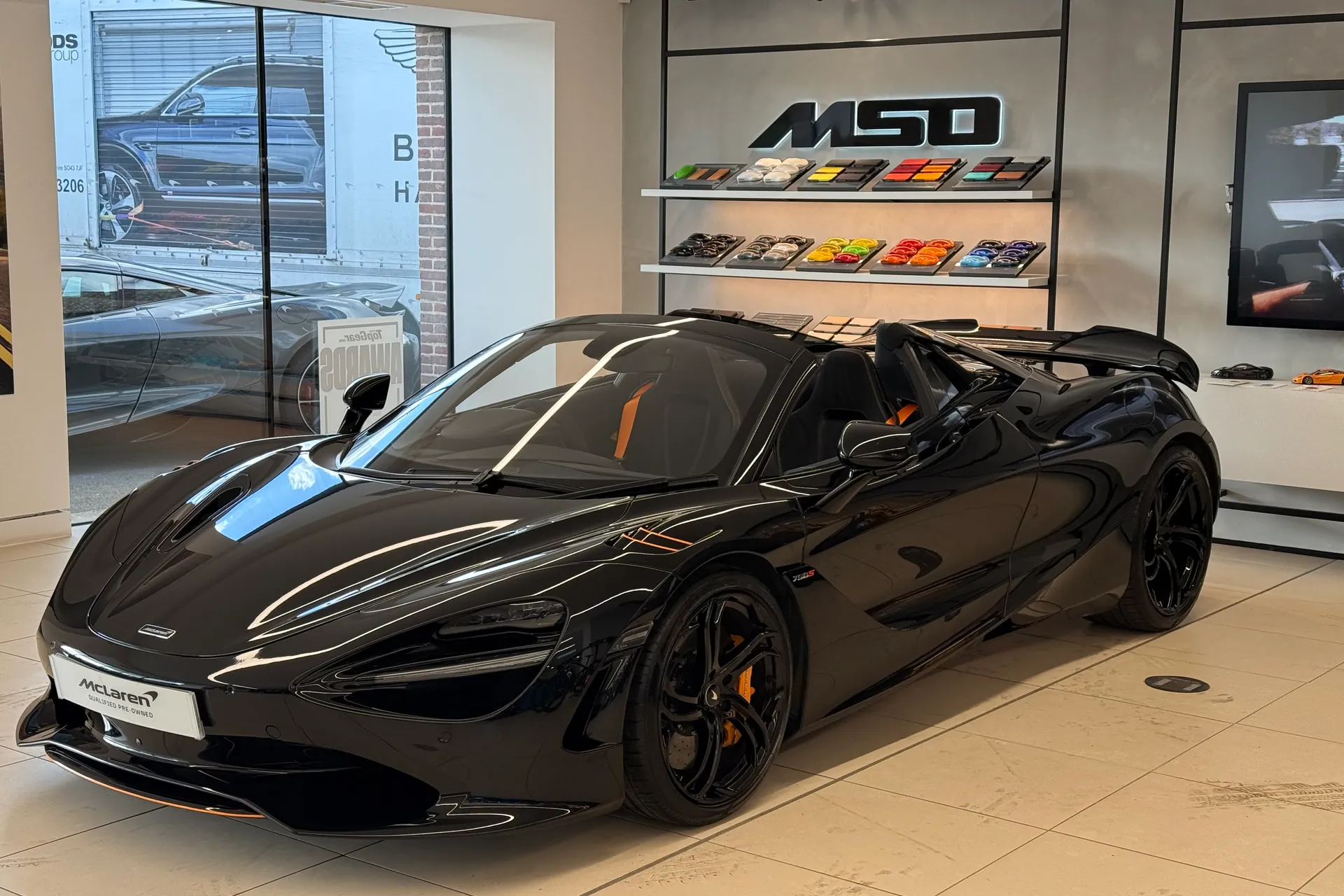 McLaren 750S thumbnail image number 34