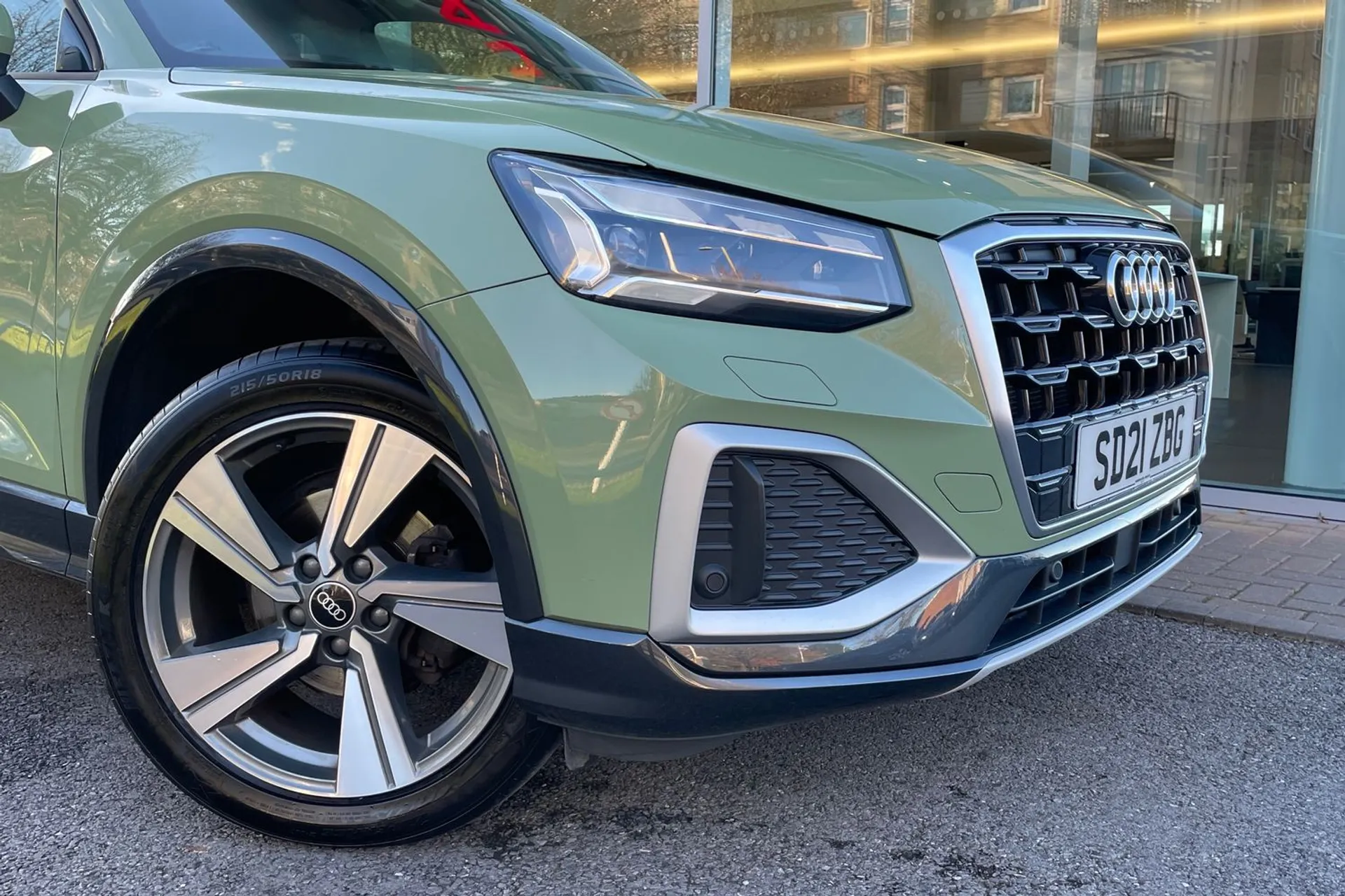 Audi Q2 thumbnail image number 15