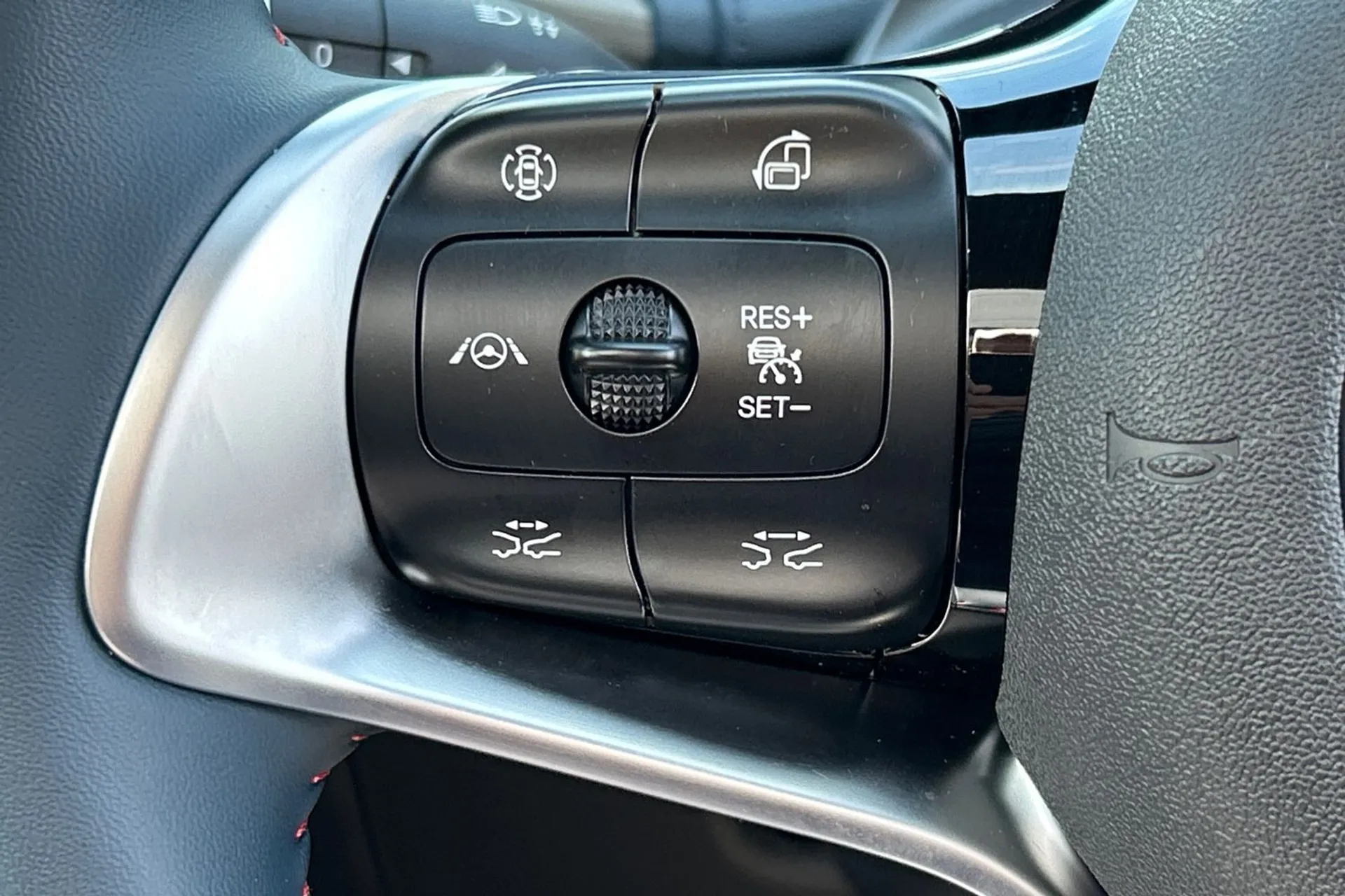 BYD ATTO 3 thumbnail image number 41