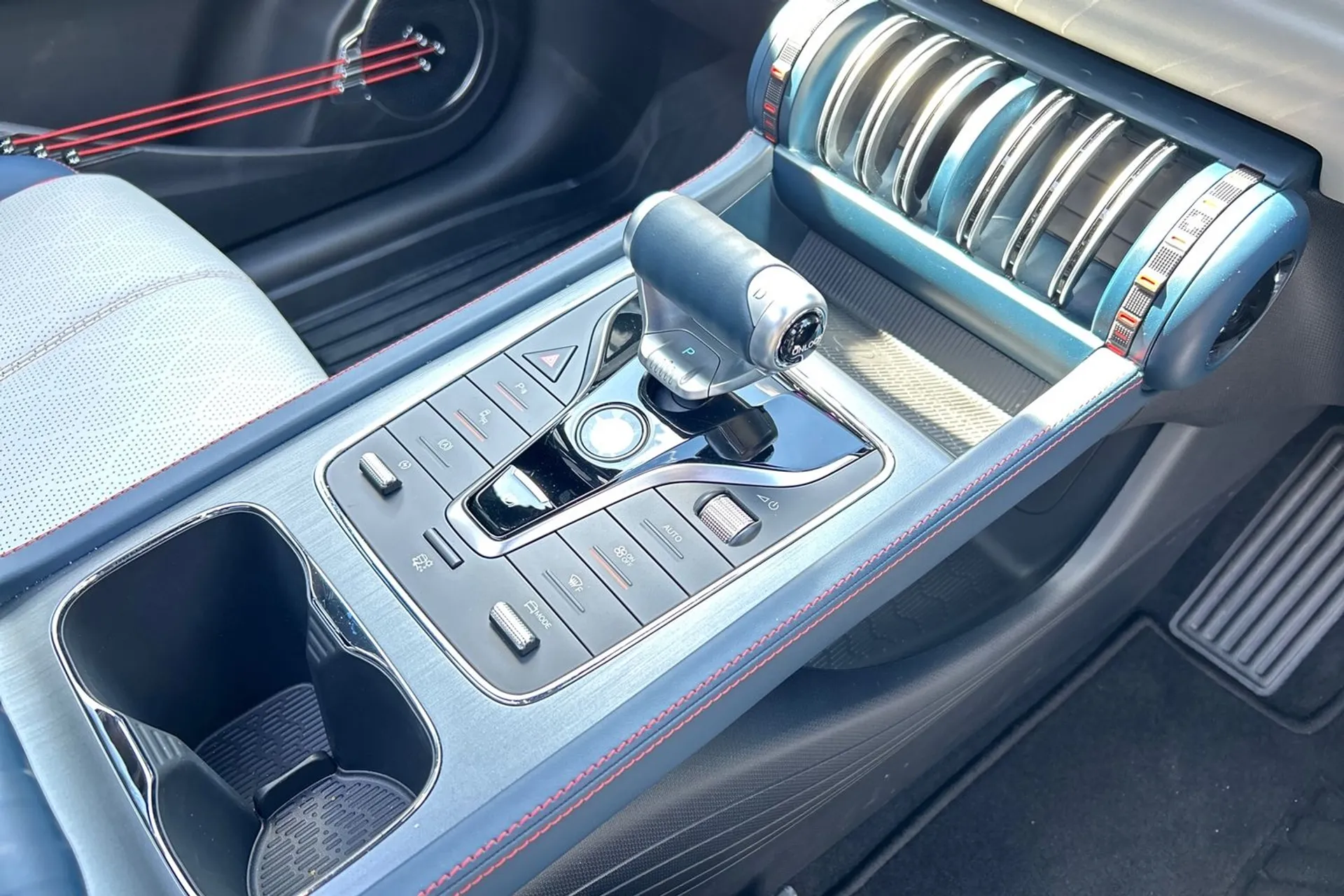 BYD ATTO 3 thumbnail image number 45
