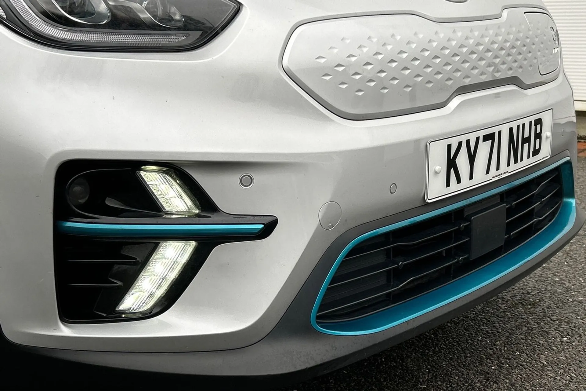 KIA E-NIRO thumbnail image number 56