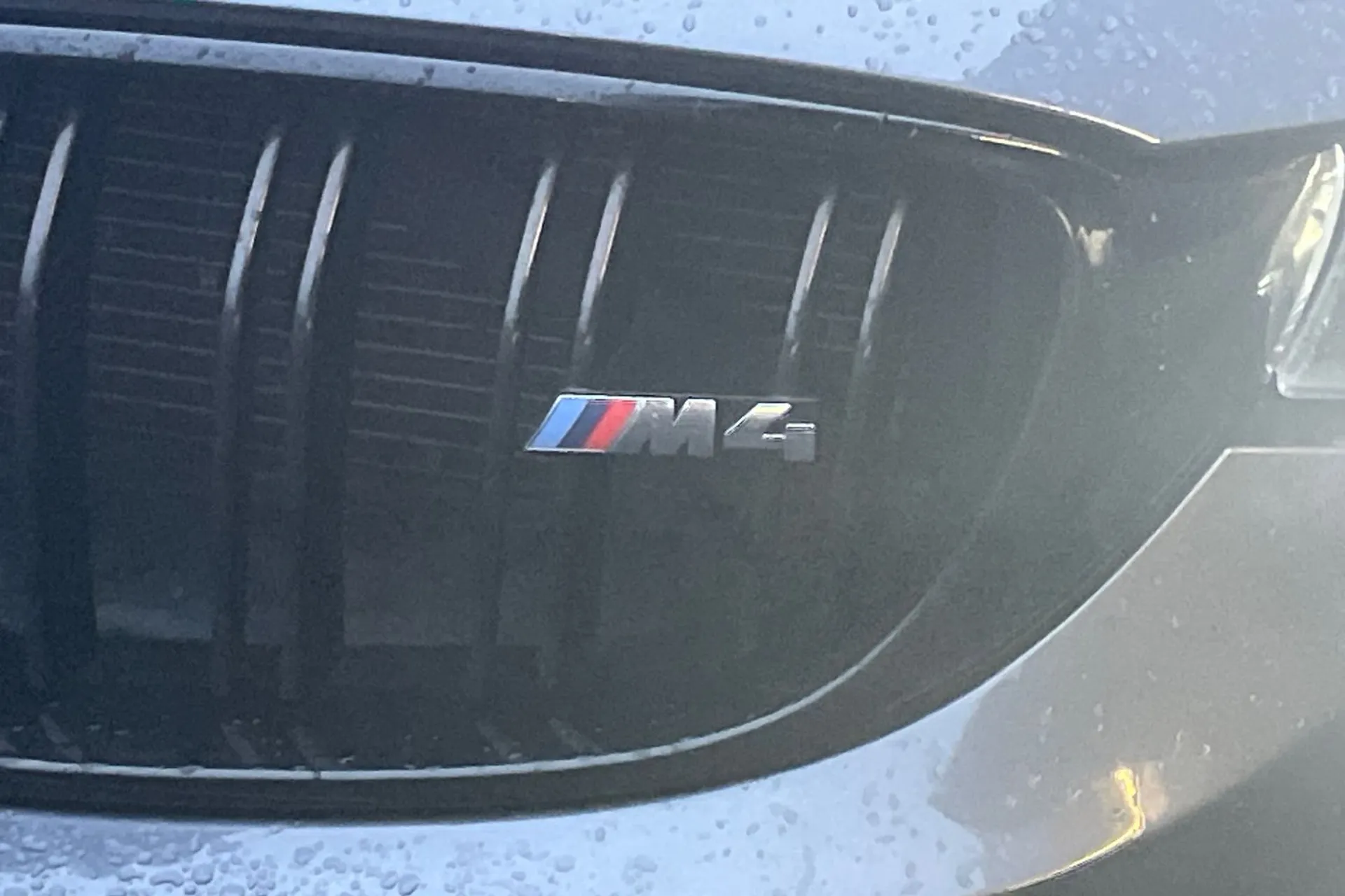 BMW M4 thumbnail image number 49