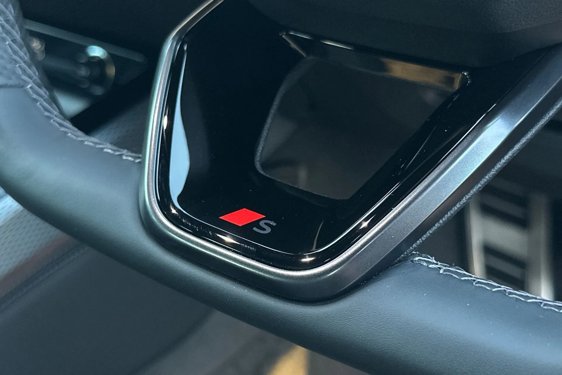 Audi A5 Avant thumbnail image number 48