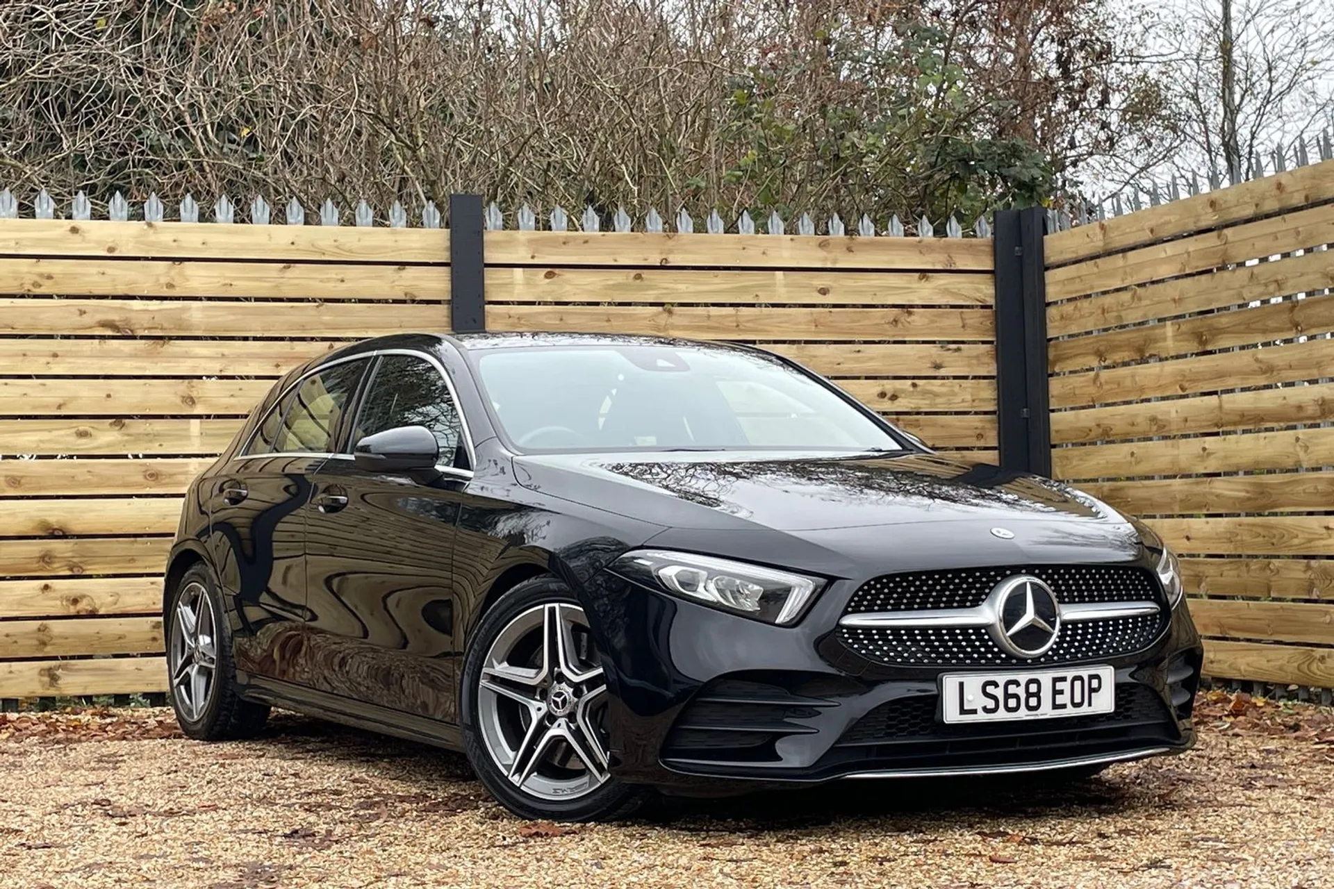 MERCEDES-BENZ A CLASS focused image