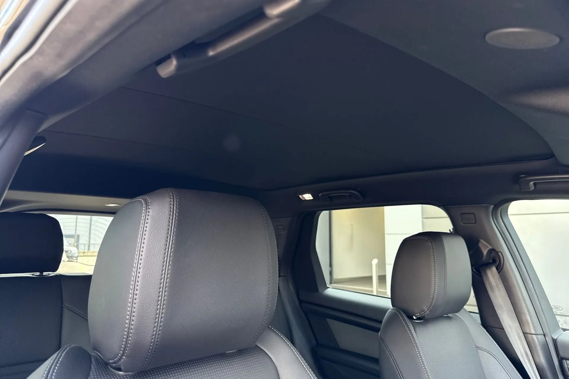LAND ROVER DISCOVERY SPORT thumbnail image number 9