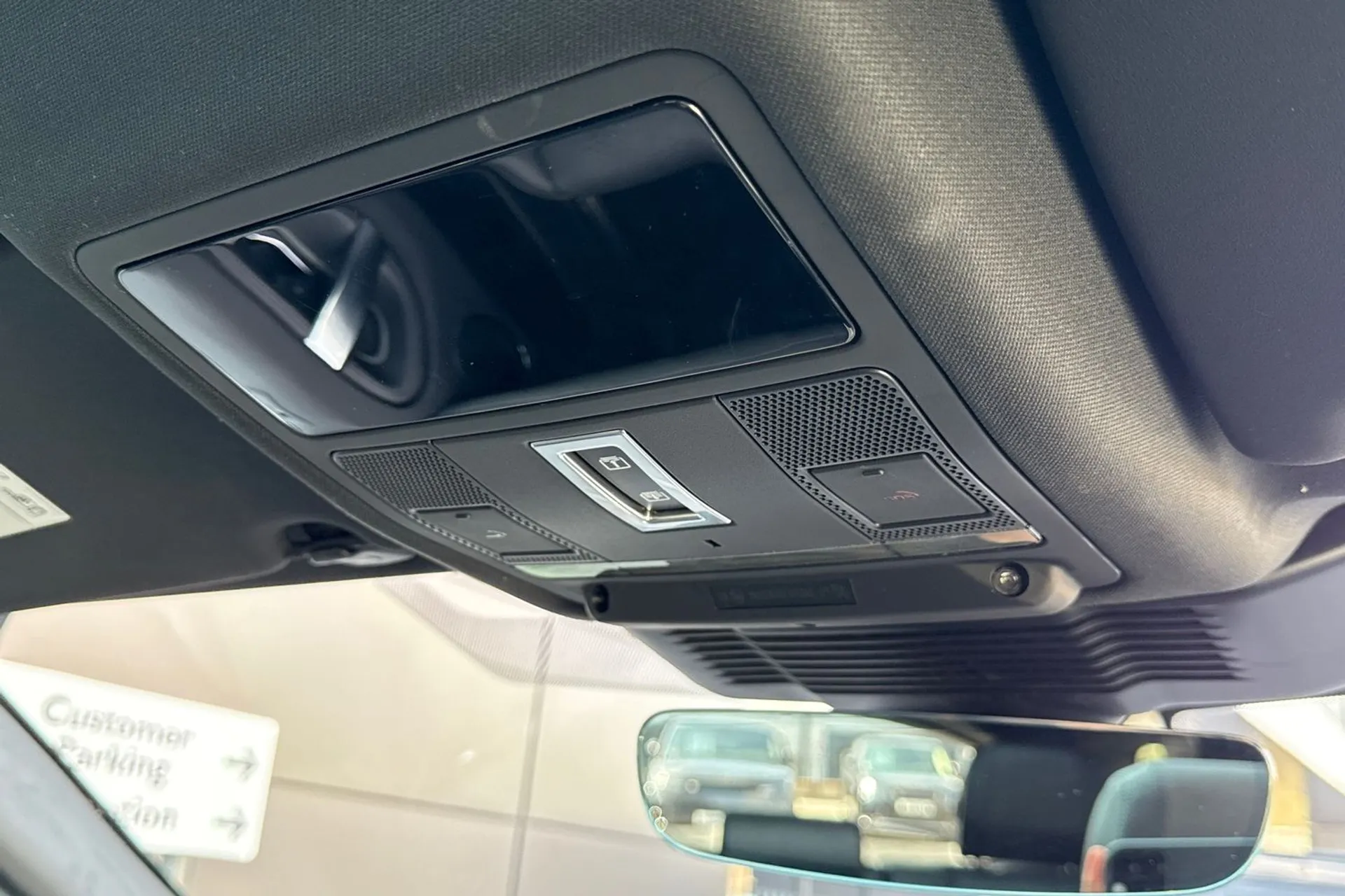 LAND ROVER DISCOVERY SPORT thumbnail image number 58