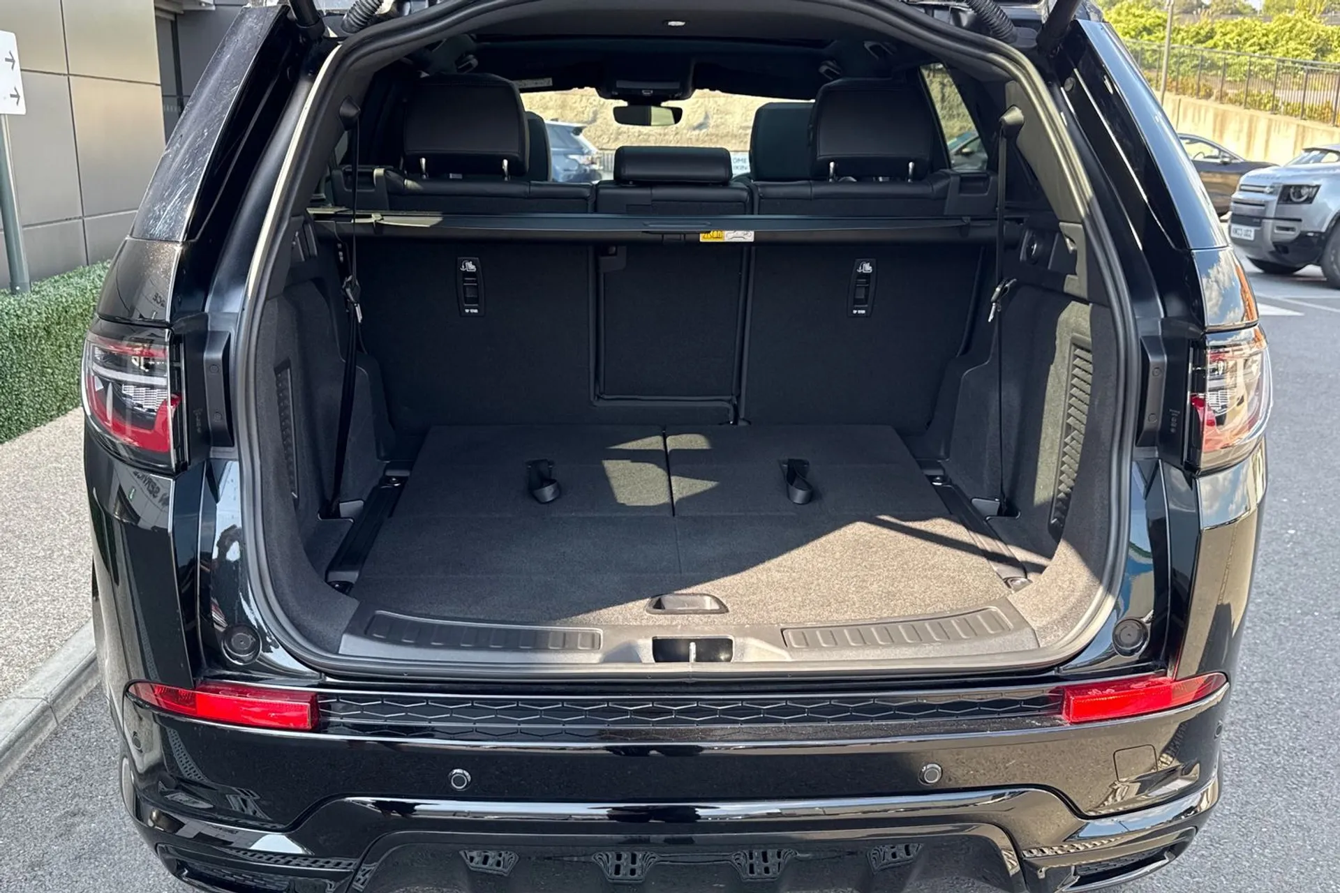 LAND ROVER DISCOVERY SPORT thumbnail image number 32