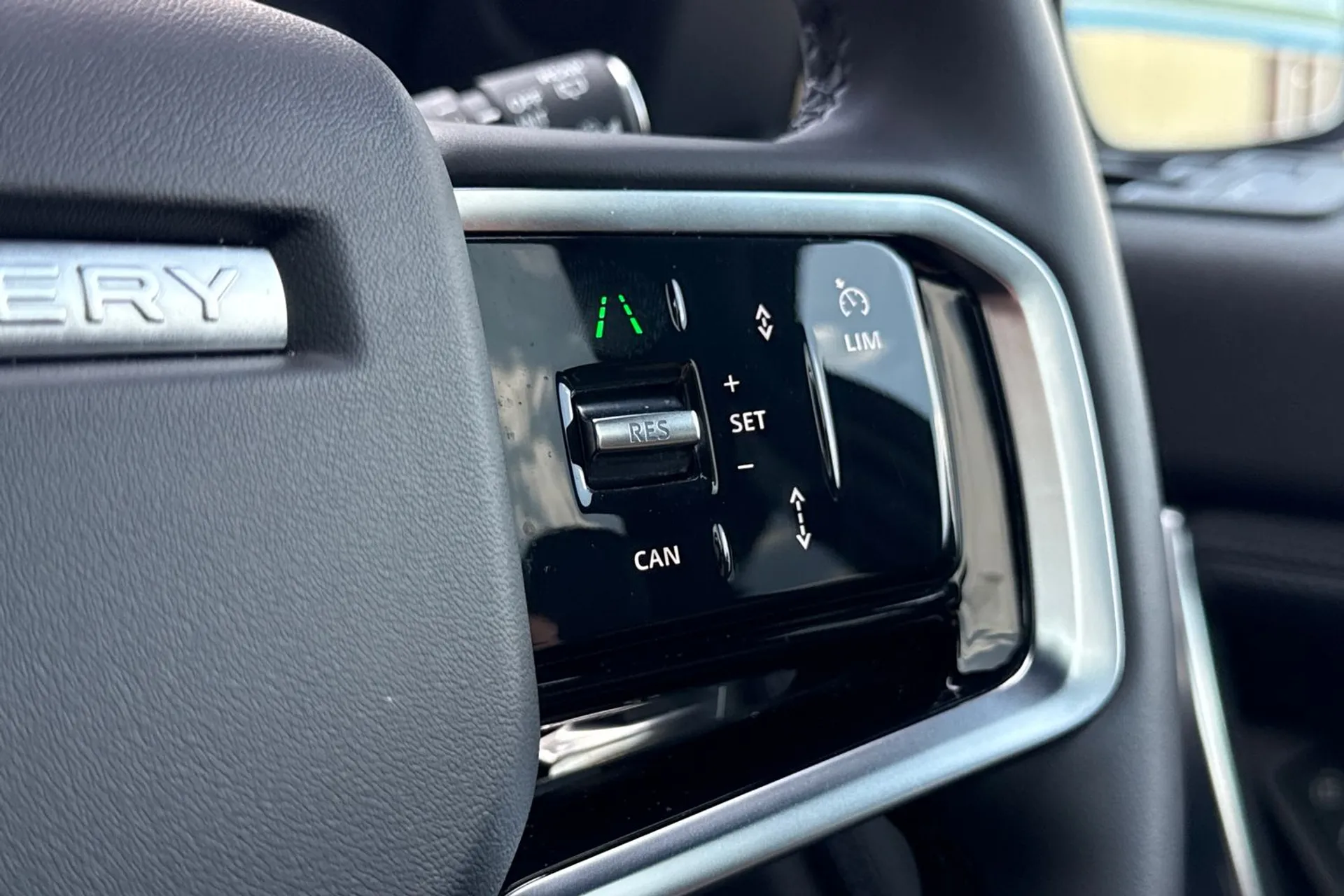 LAND ROVER DISCOVERY SPORT thumbnail image number 54