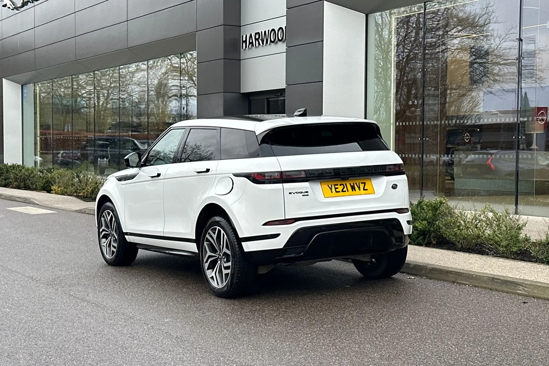 LAND ROVER RANGE ROVER EVOQUE thumbnail image number 11