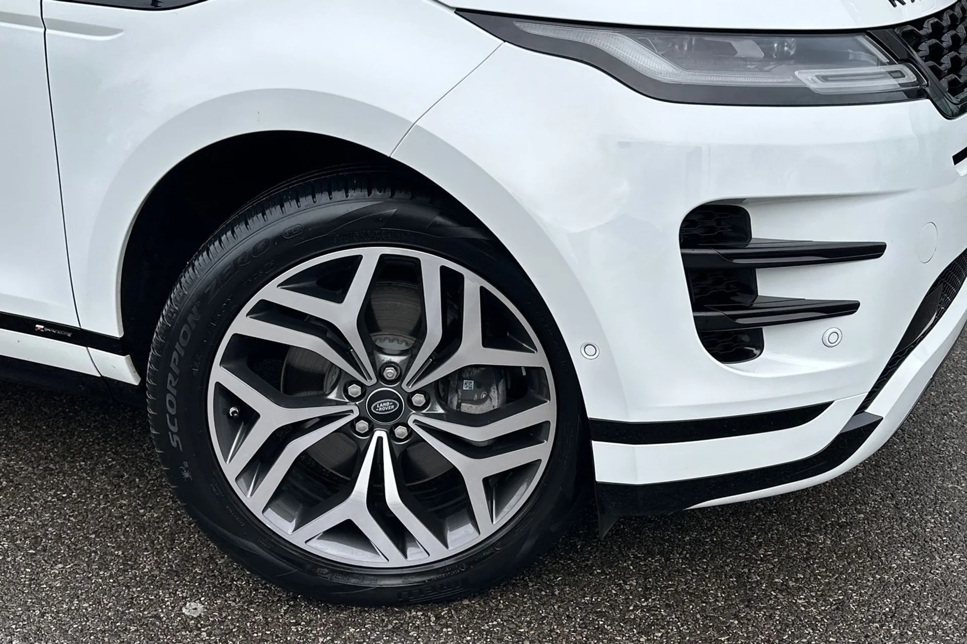 LAND ROVER RANGE ROVER EVOQUE thumbnail image number 8