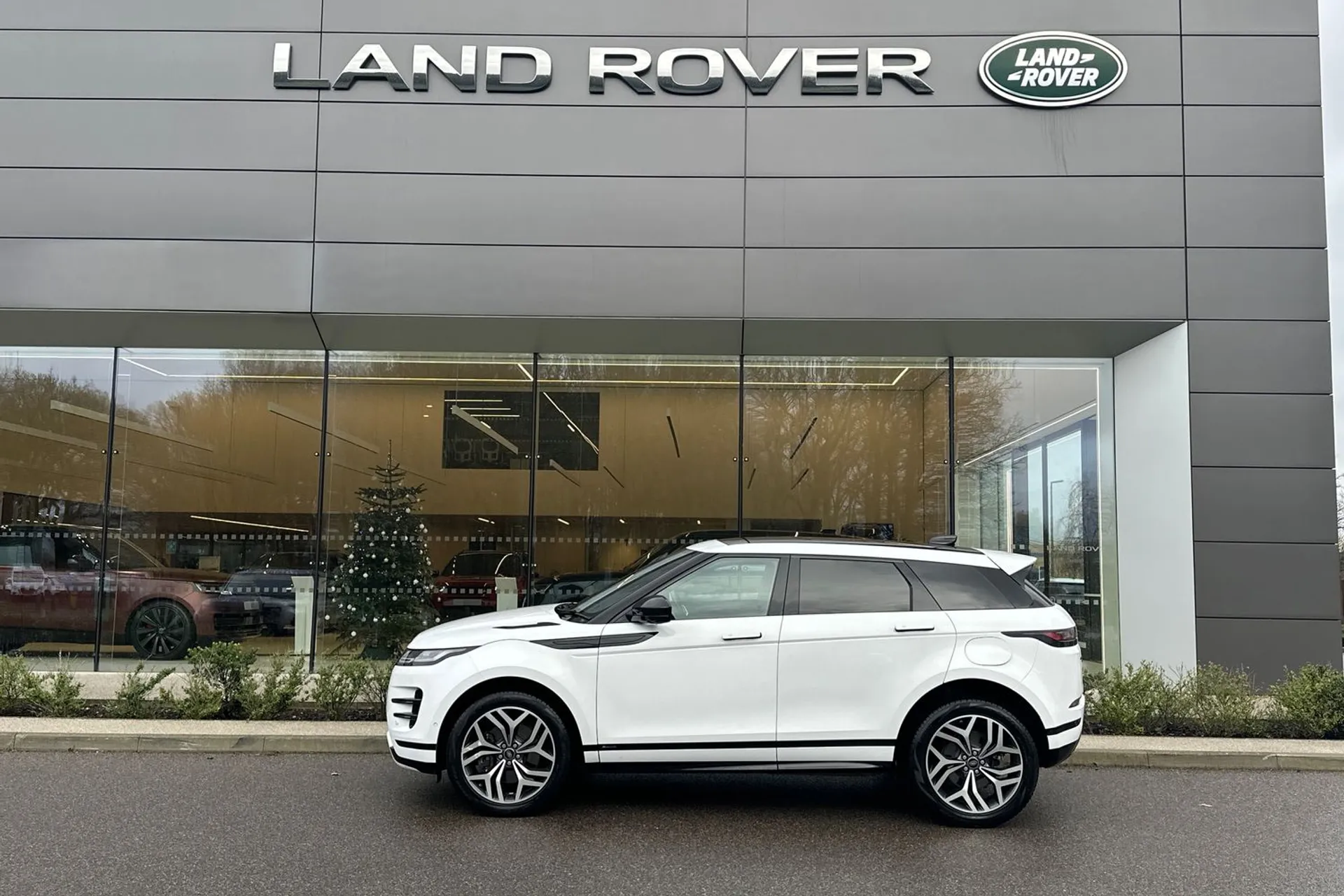 LAND ROVER RANGE ROVER EVOQUE thumbnail image number 7