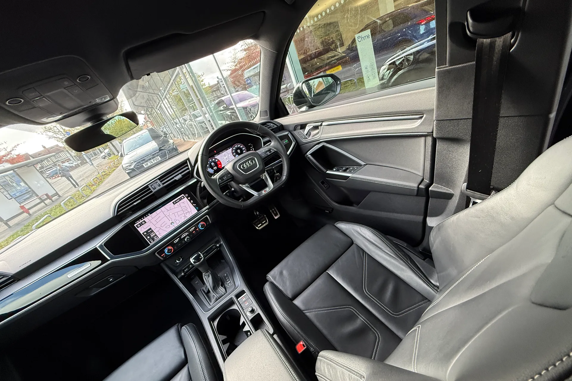 Audi Q3 thumbnail image number 34