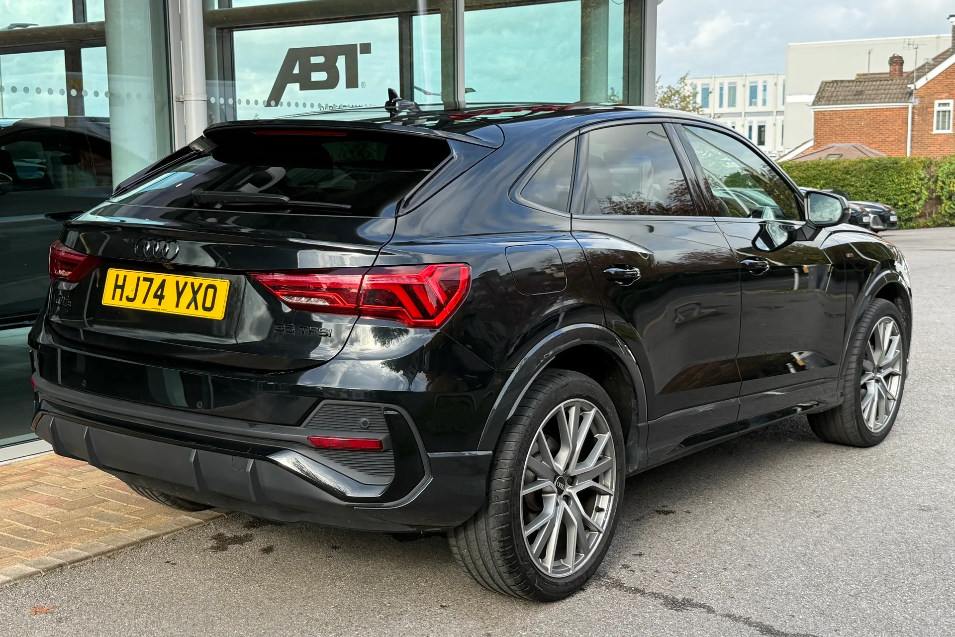 Audi Q3 thumbnail image number 51
