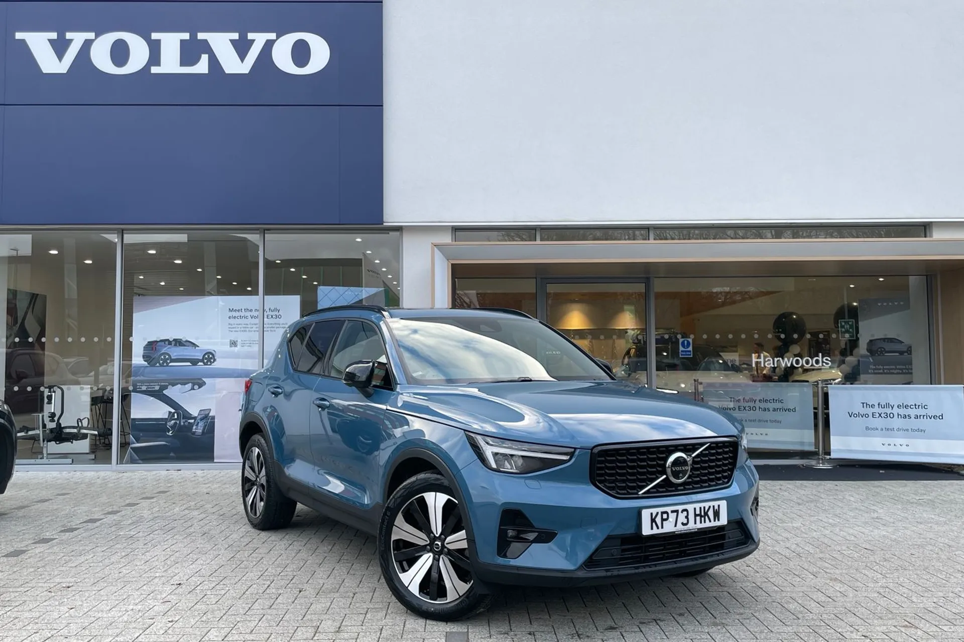 Volvo XC40 focused image