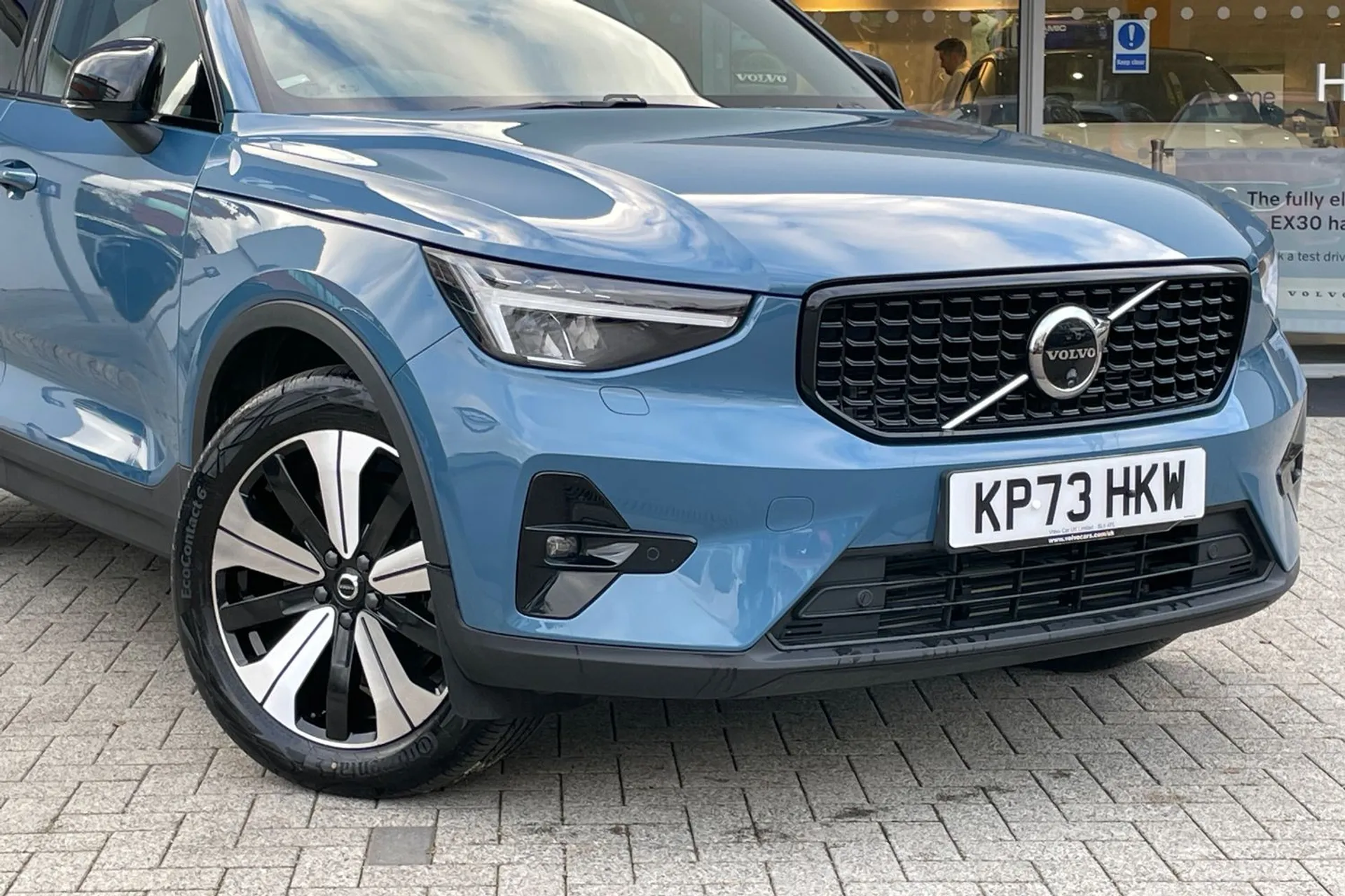 Volvo XC40 thumbnail image number 6