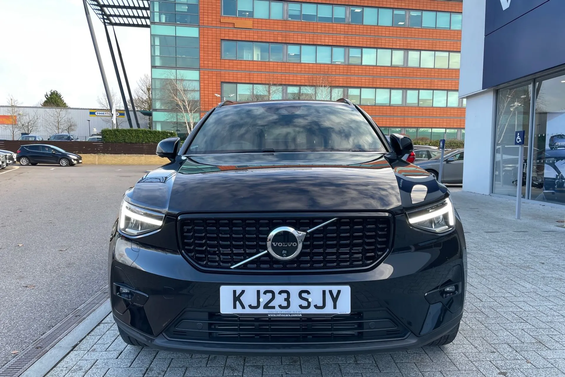 Volvo XC40 thumbnail image number 12