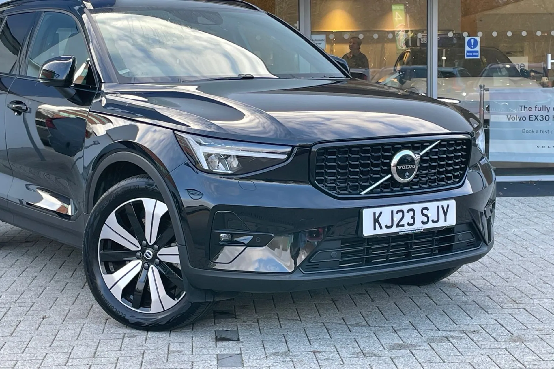 Volvo XC40 thumbnail image number 6