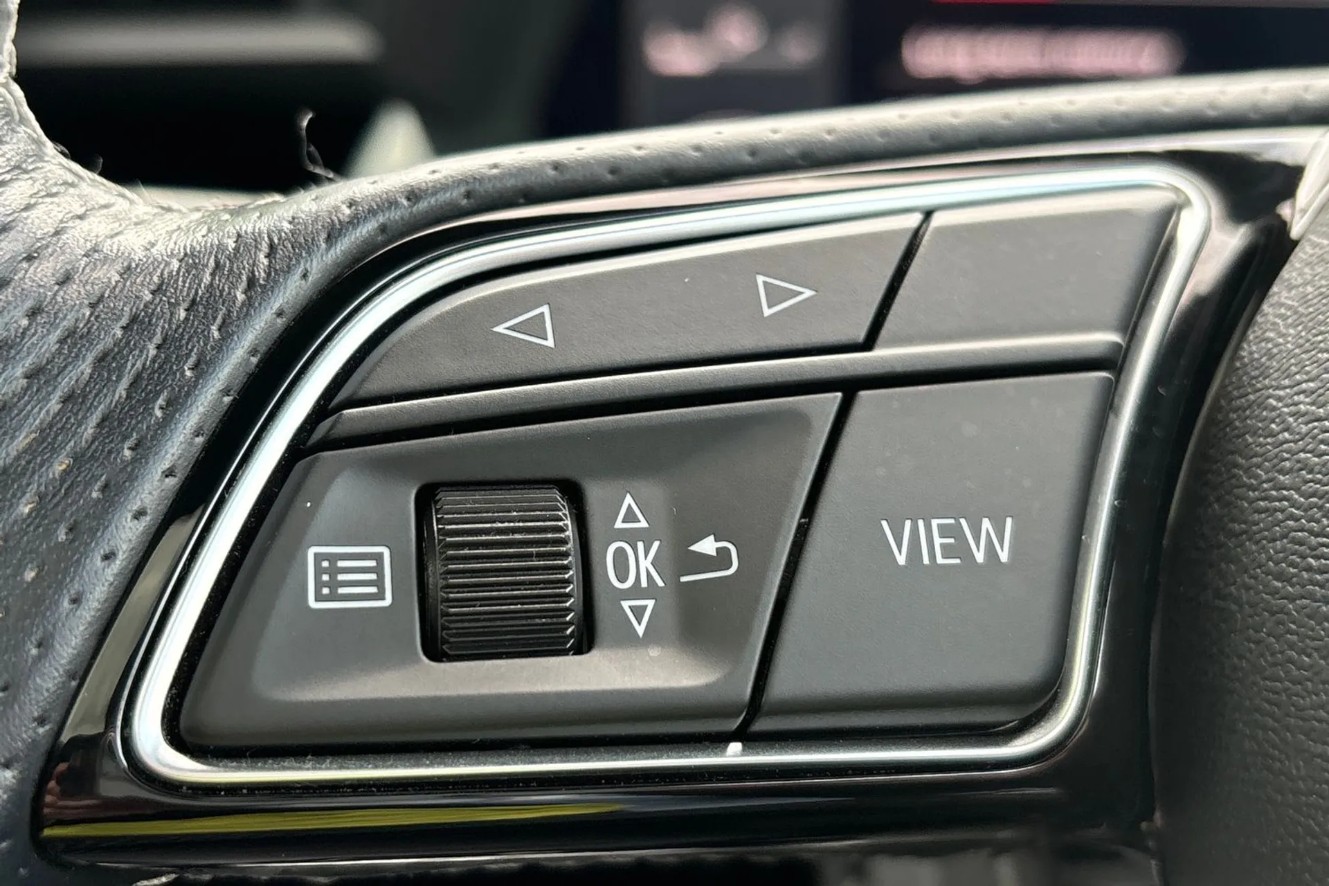Audi A3 thumbnail image number 37