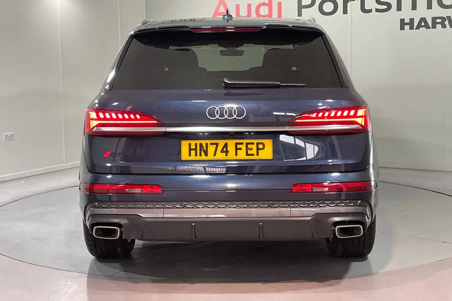 Audi Q7 thumbnail image number 8