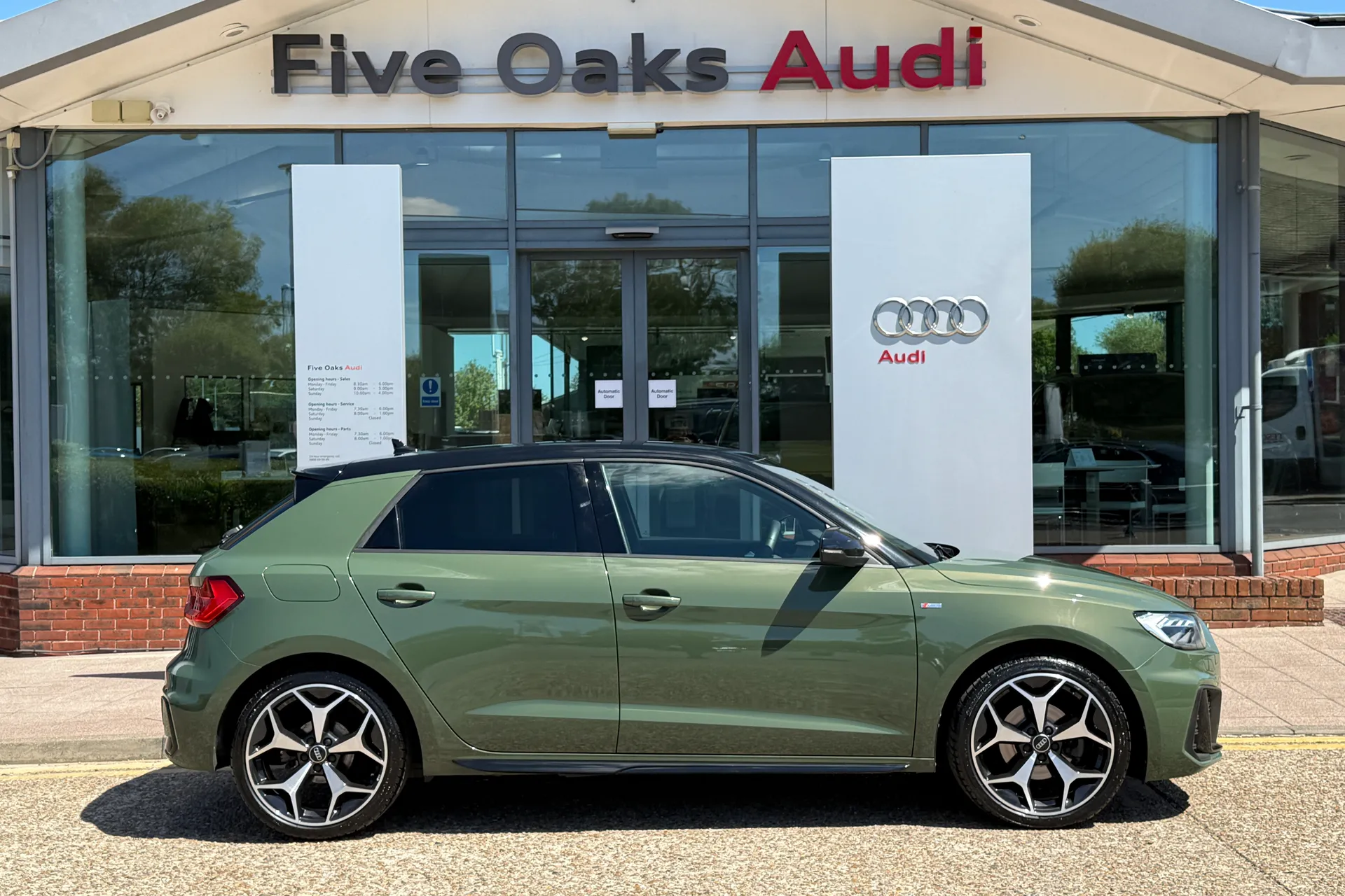 Audi A1 thumbnail image number 2