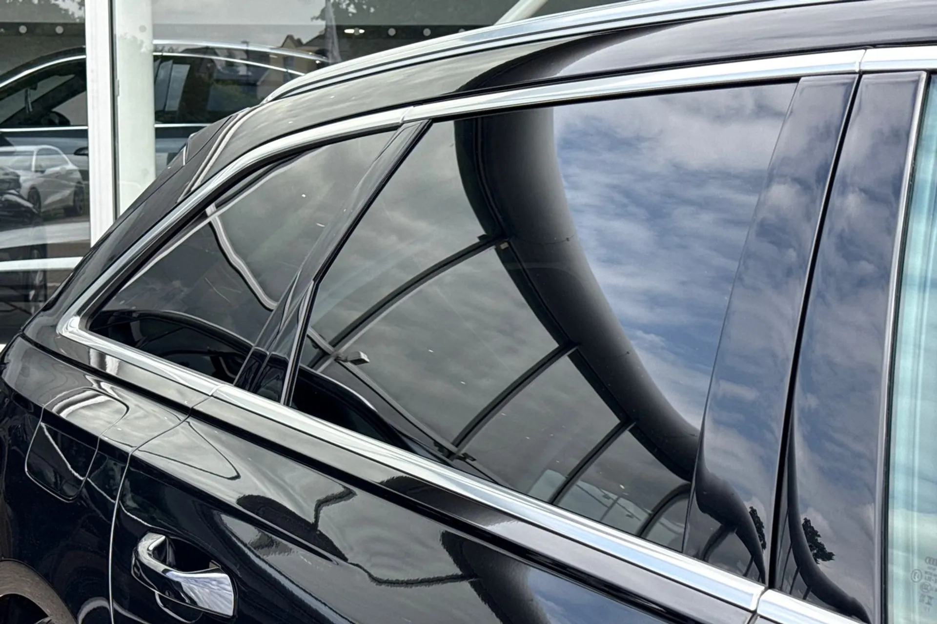 Audi A6 thumbnail image number 13
