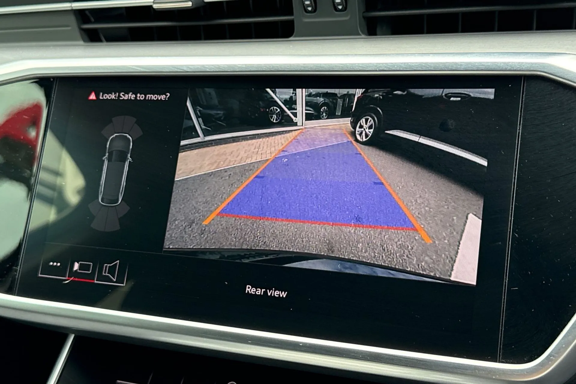 Audi A6 thumbnail image number 3
