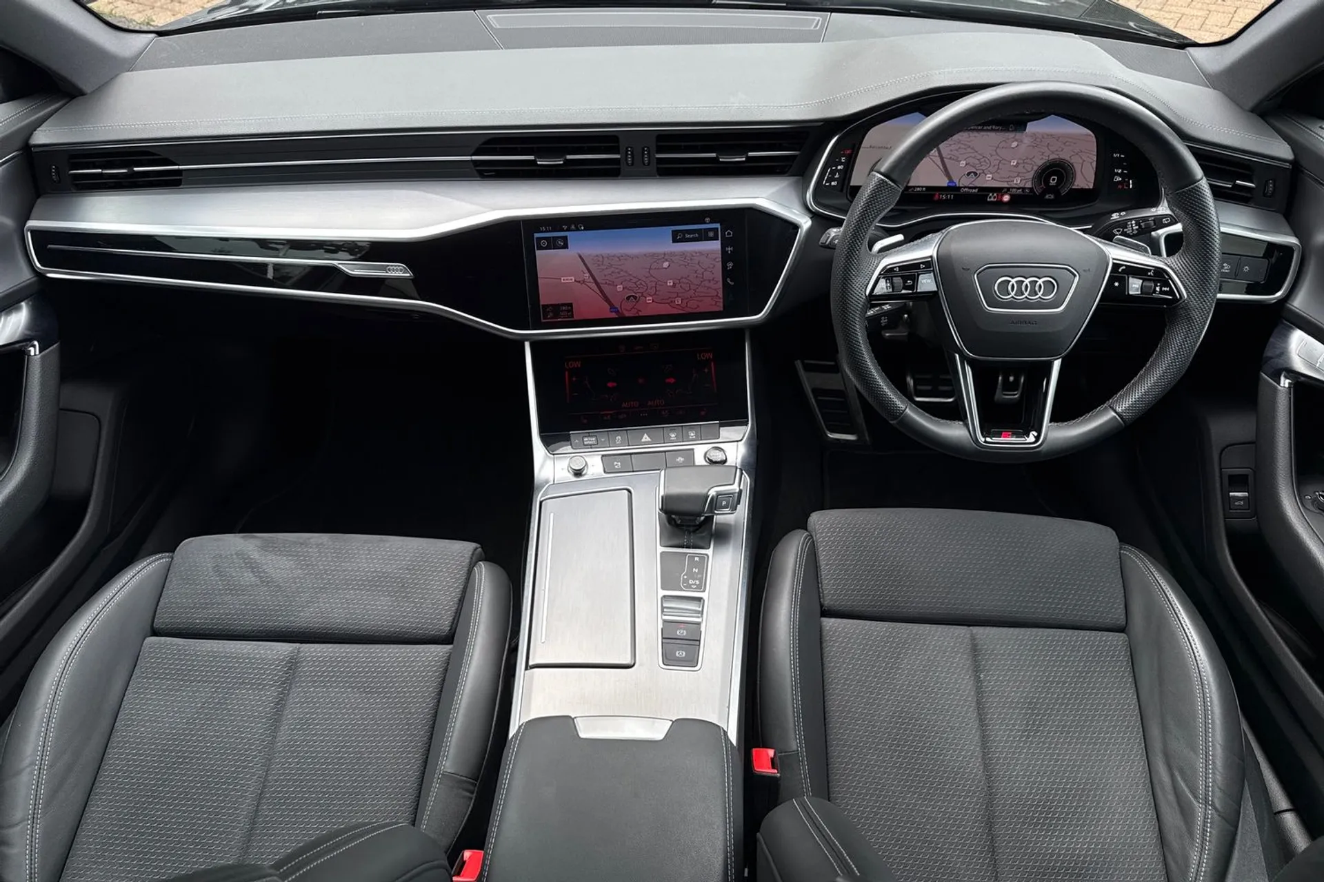 Audi A6 thumbnail image number 31