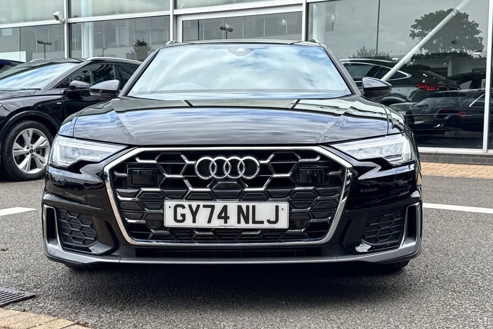 Audi A6 thumbnail image number 11
