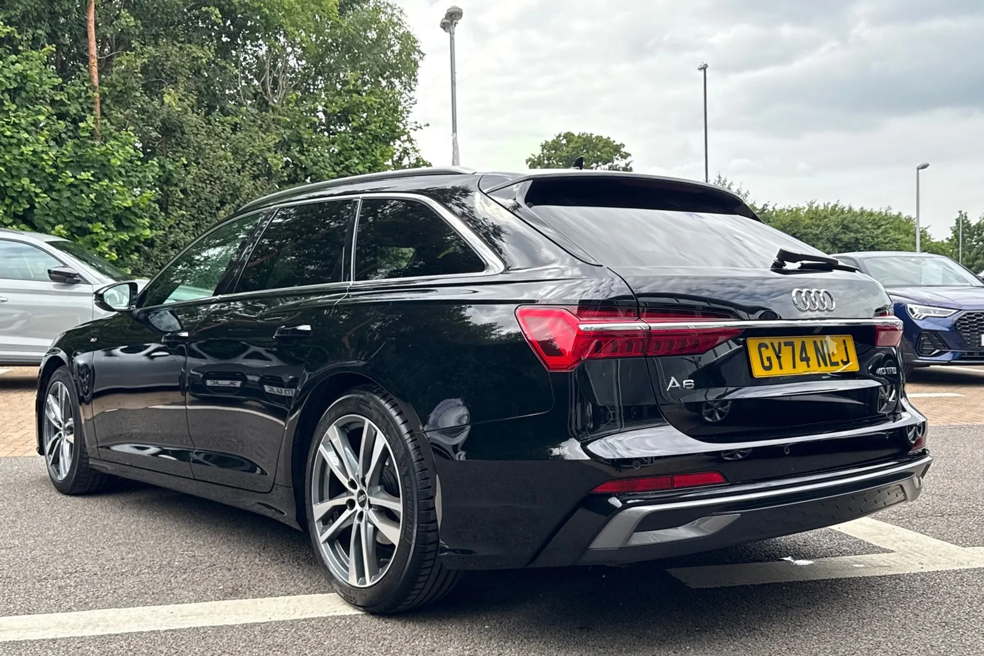 Audi A6 thumbnail image number 8