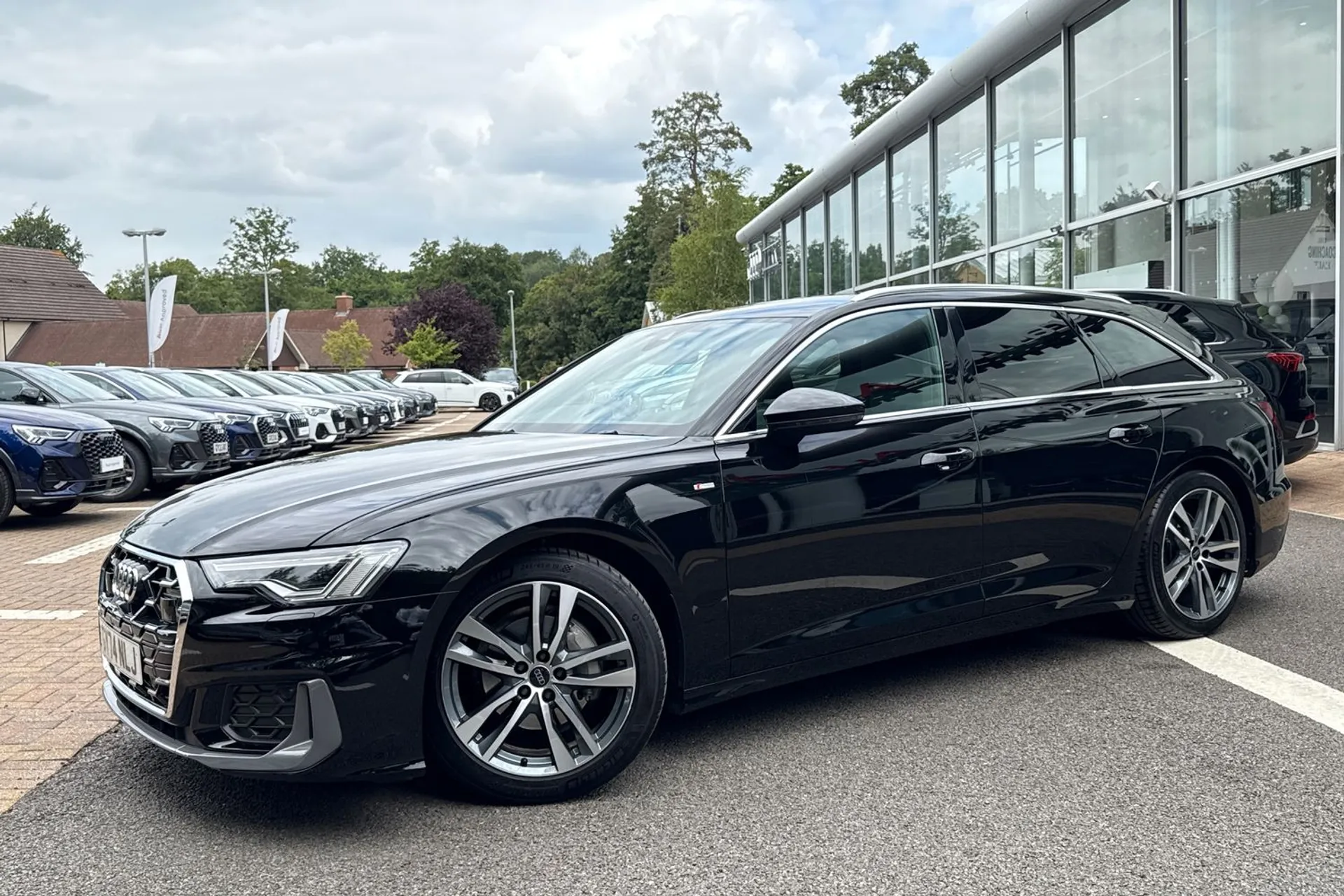 Audi A6 thumbnail image number 10