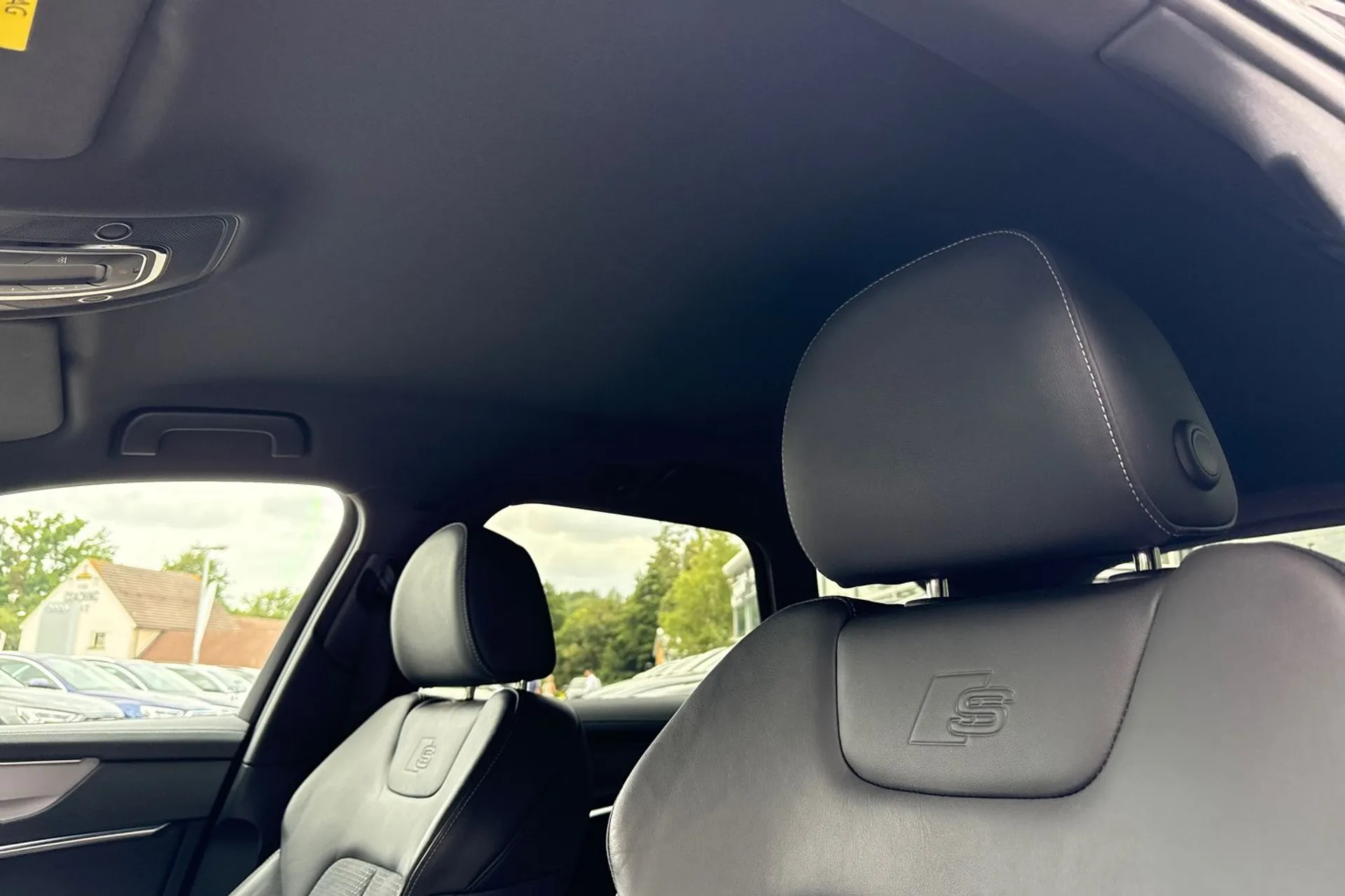 Audi A6 thumbnail image number 28