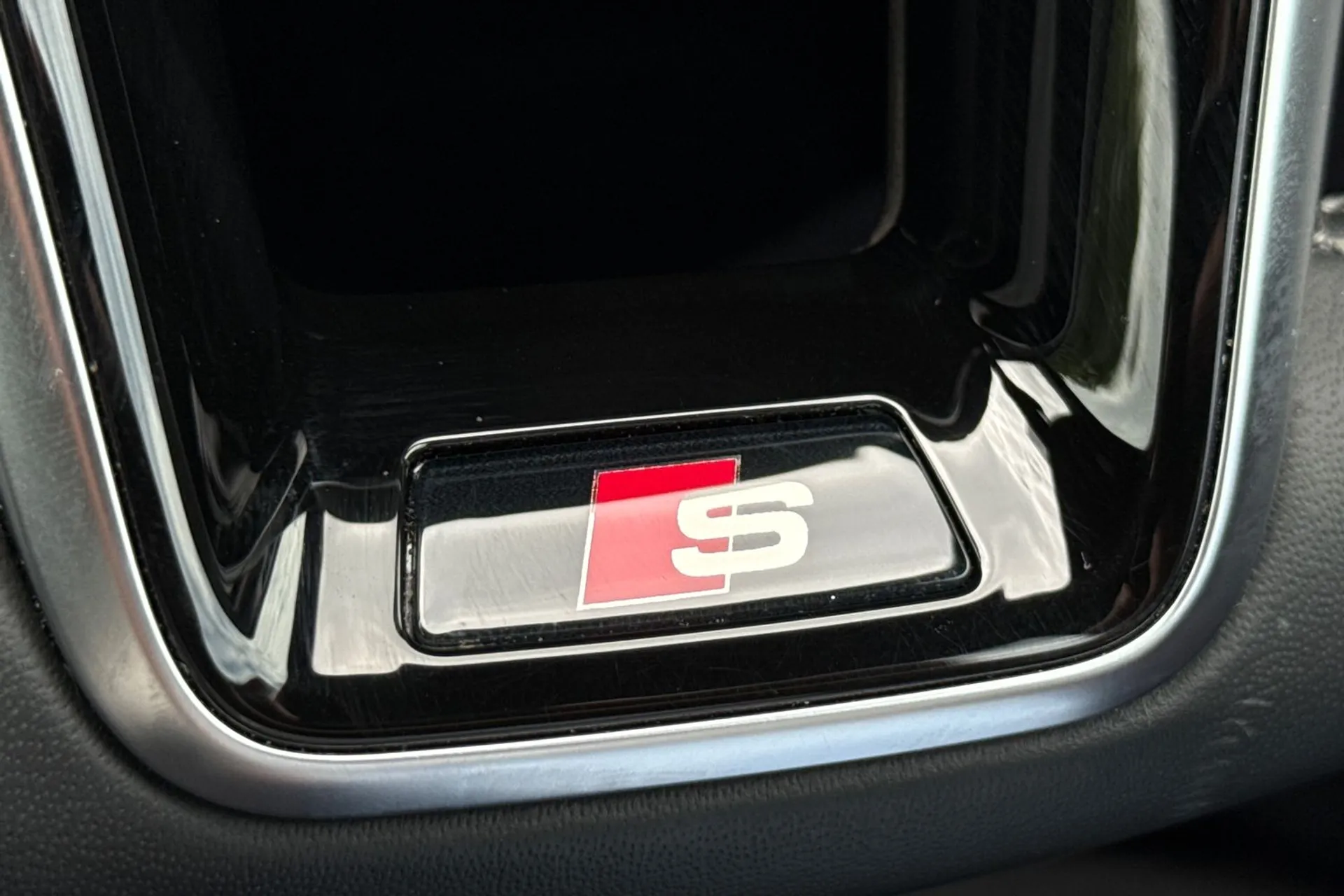 Audi A6 thumbnail image number 49