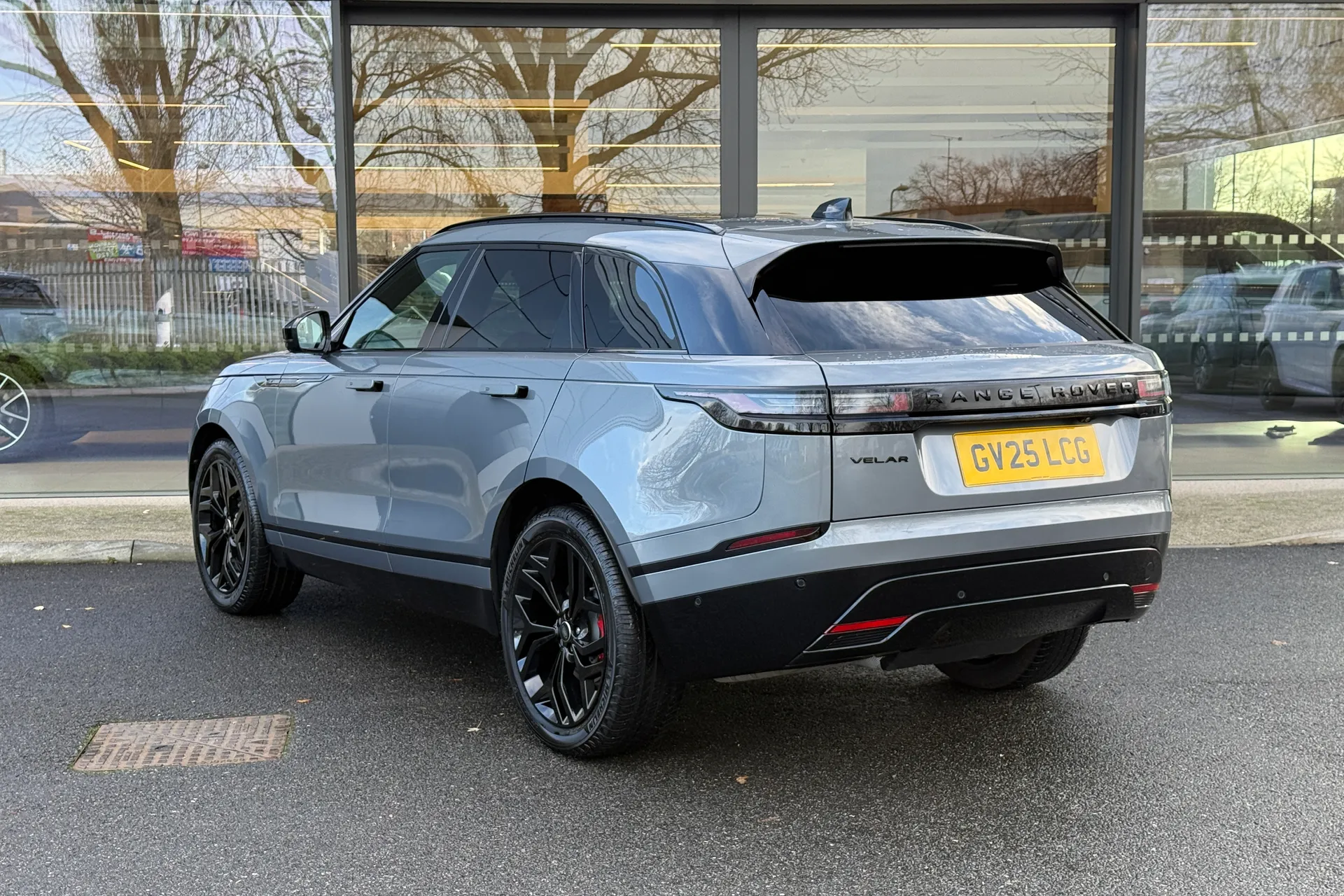LAND ROVER RANGE ROVER VELAR thumbnail image number 60