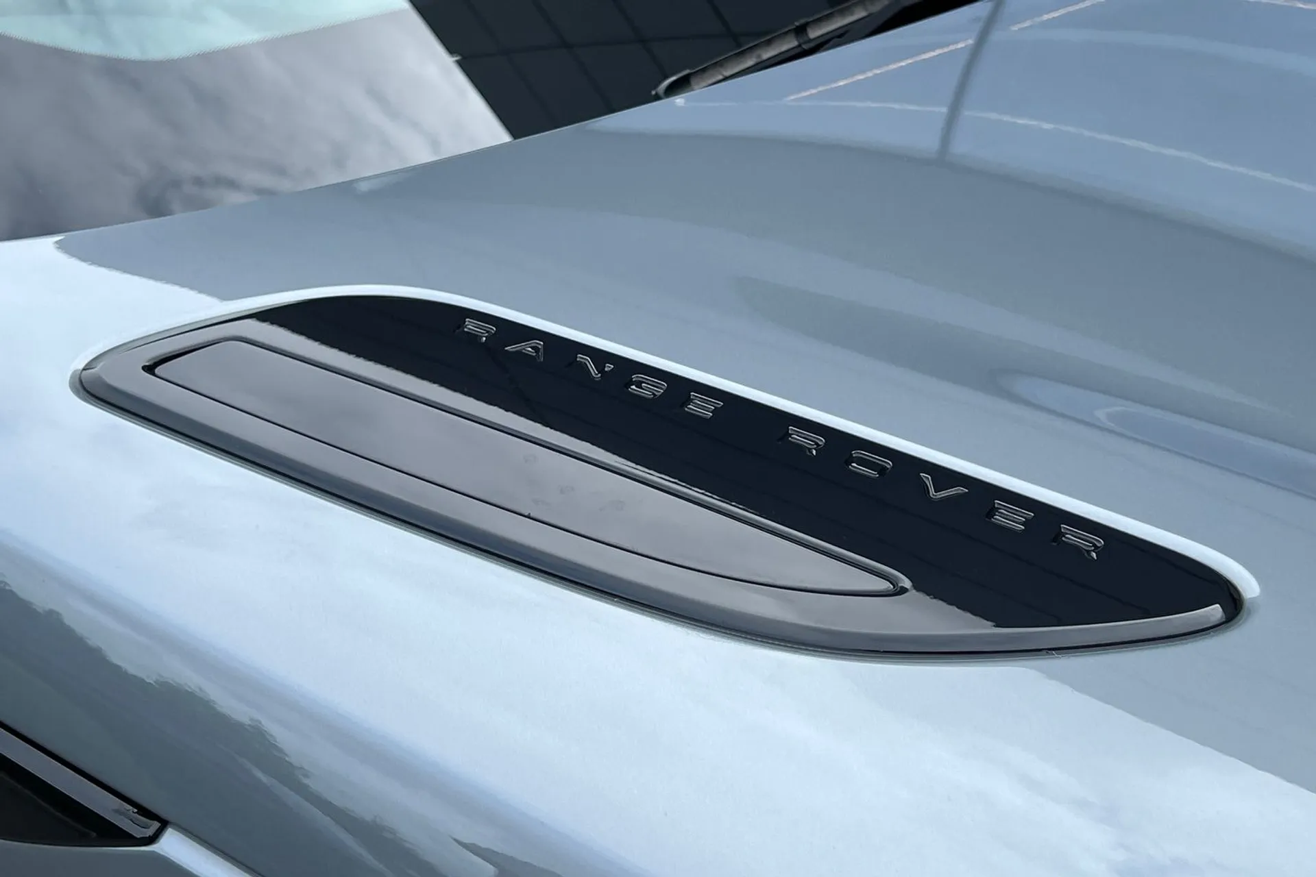 LAND ROVER RANGE ROVER VELAR thumbnail image number 57