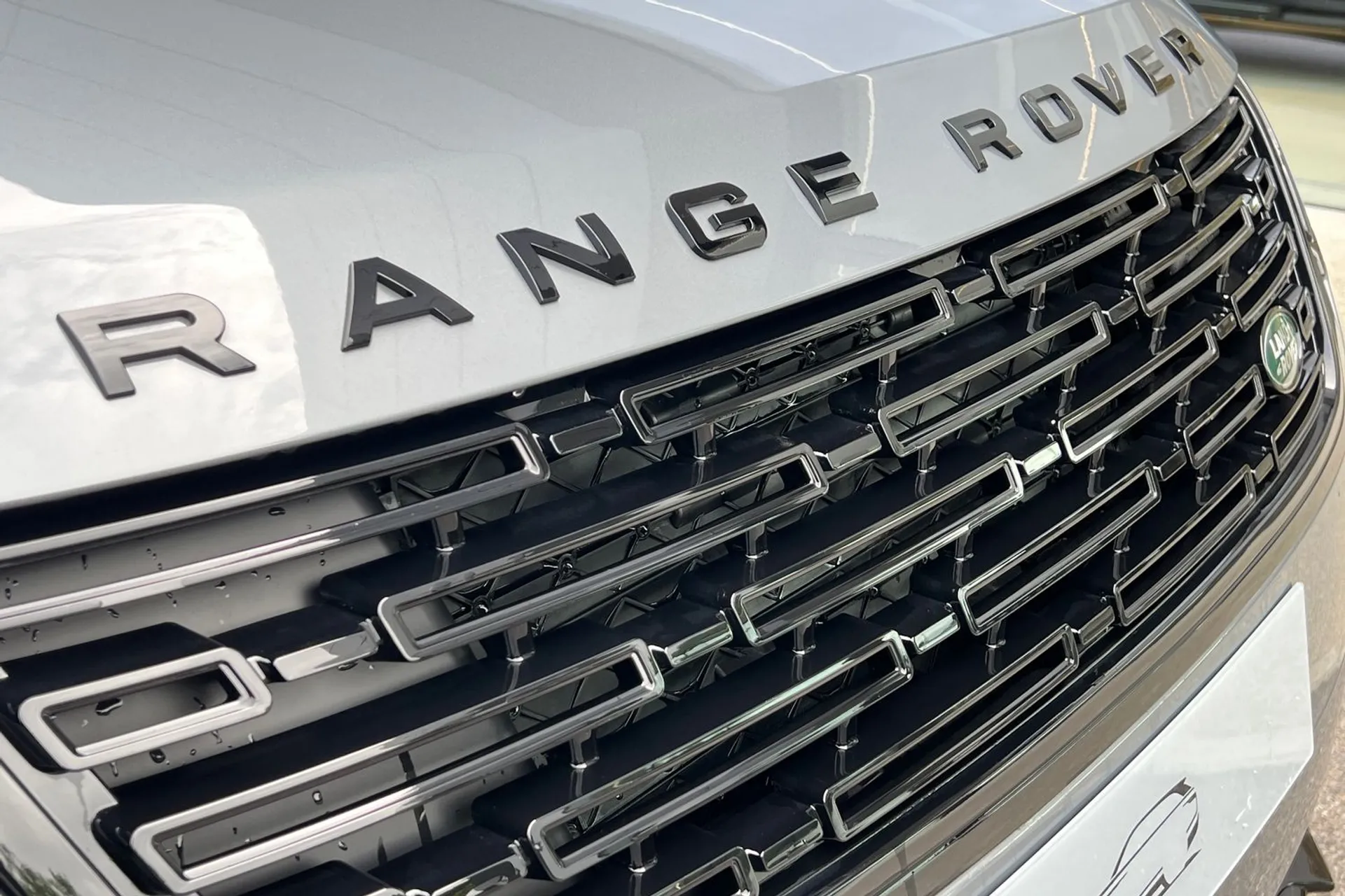 LAND ROVER RANGE ROVER VELAR thumbnail image number 20