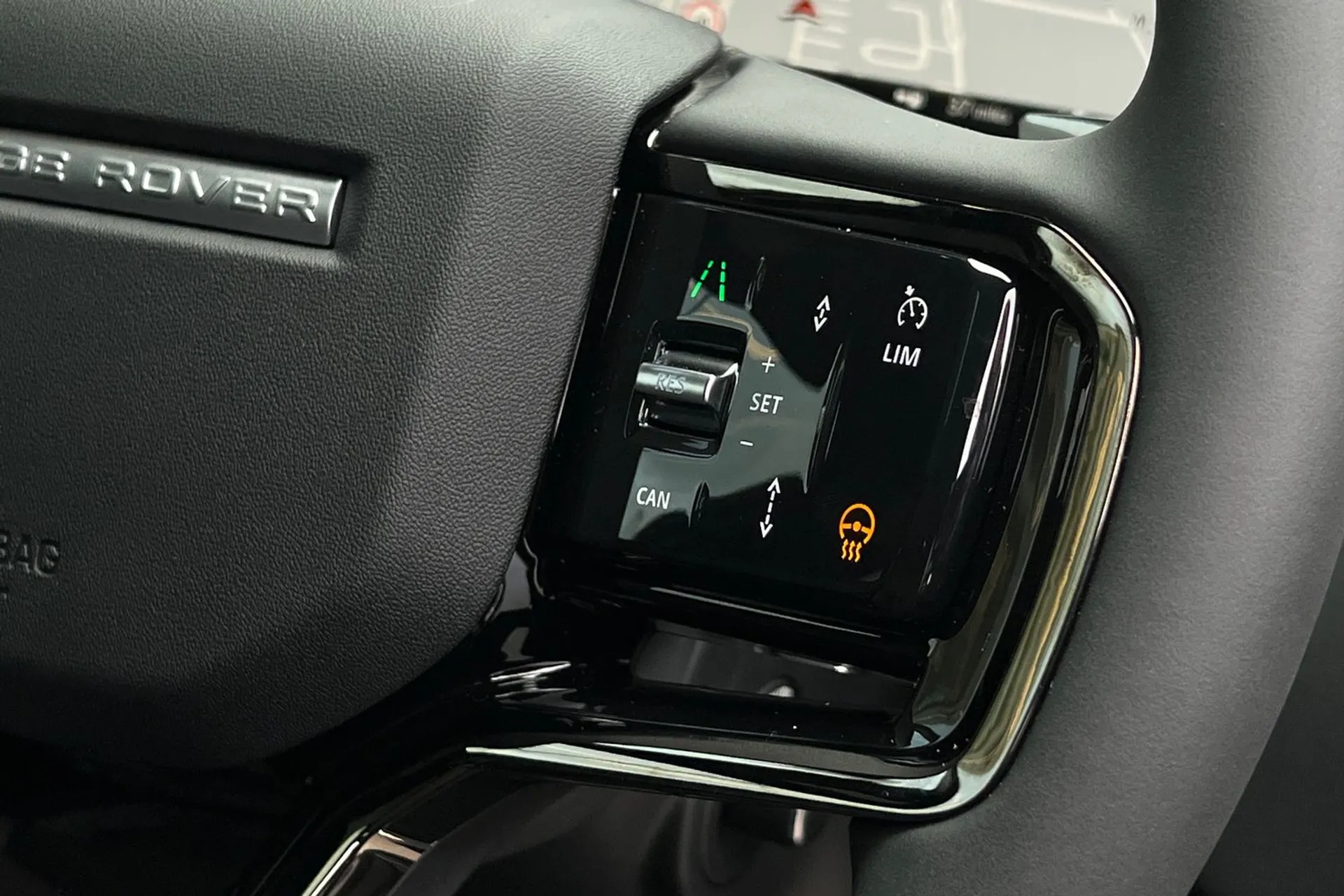 LAND ROVER RANGE ROVER VELAR thumbnail image number 53