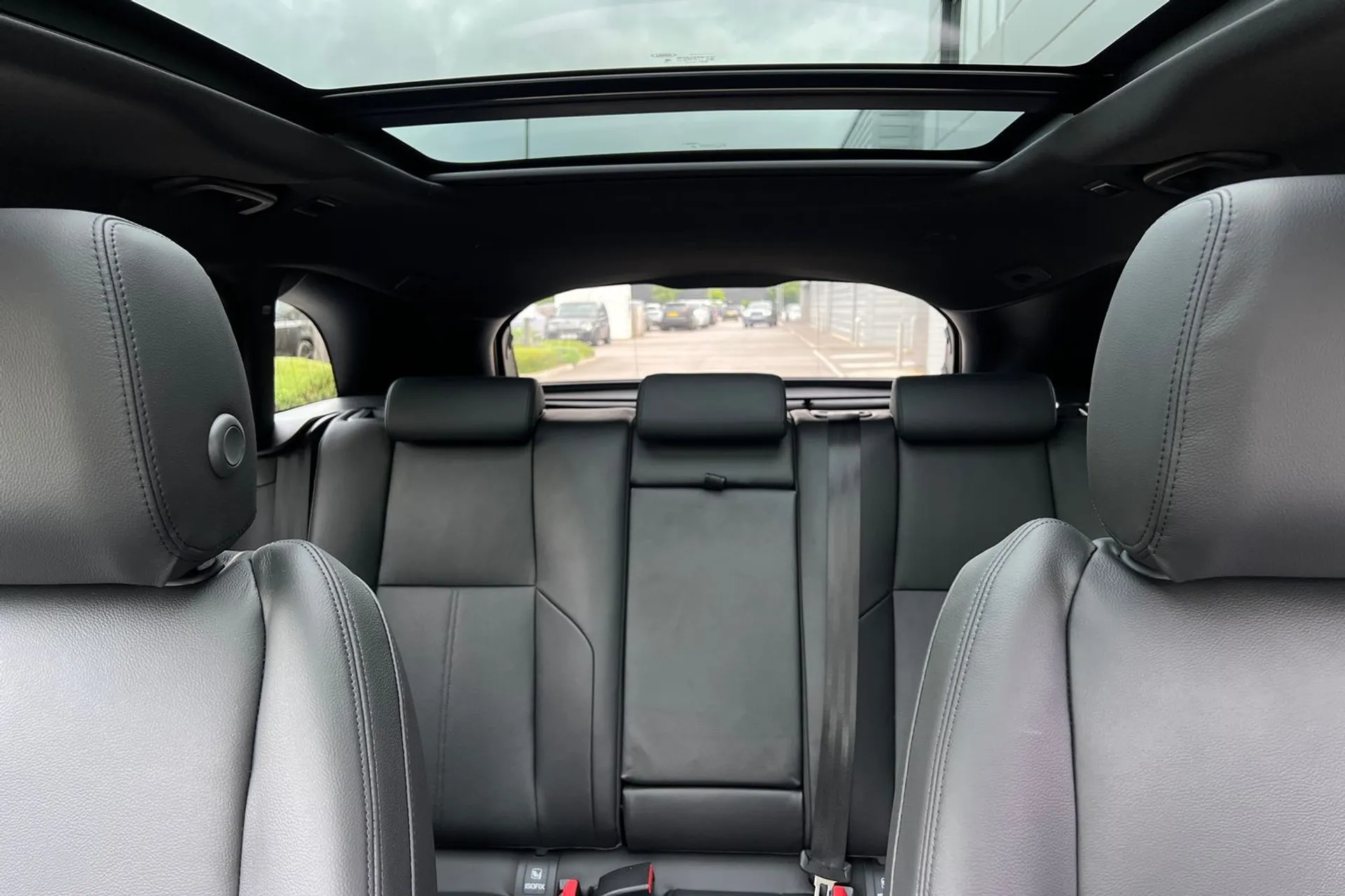 LAND ROVER RANGE ROVER VELAR thumbnail image number 41