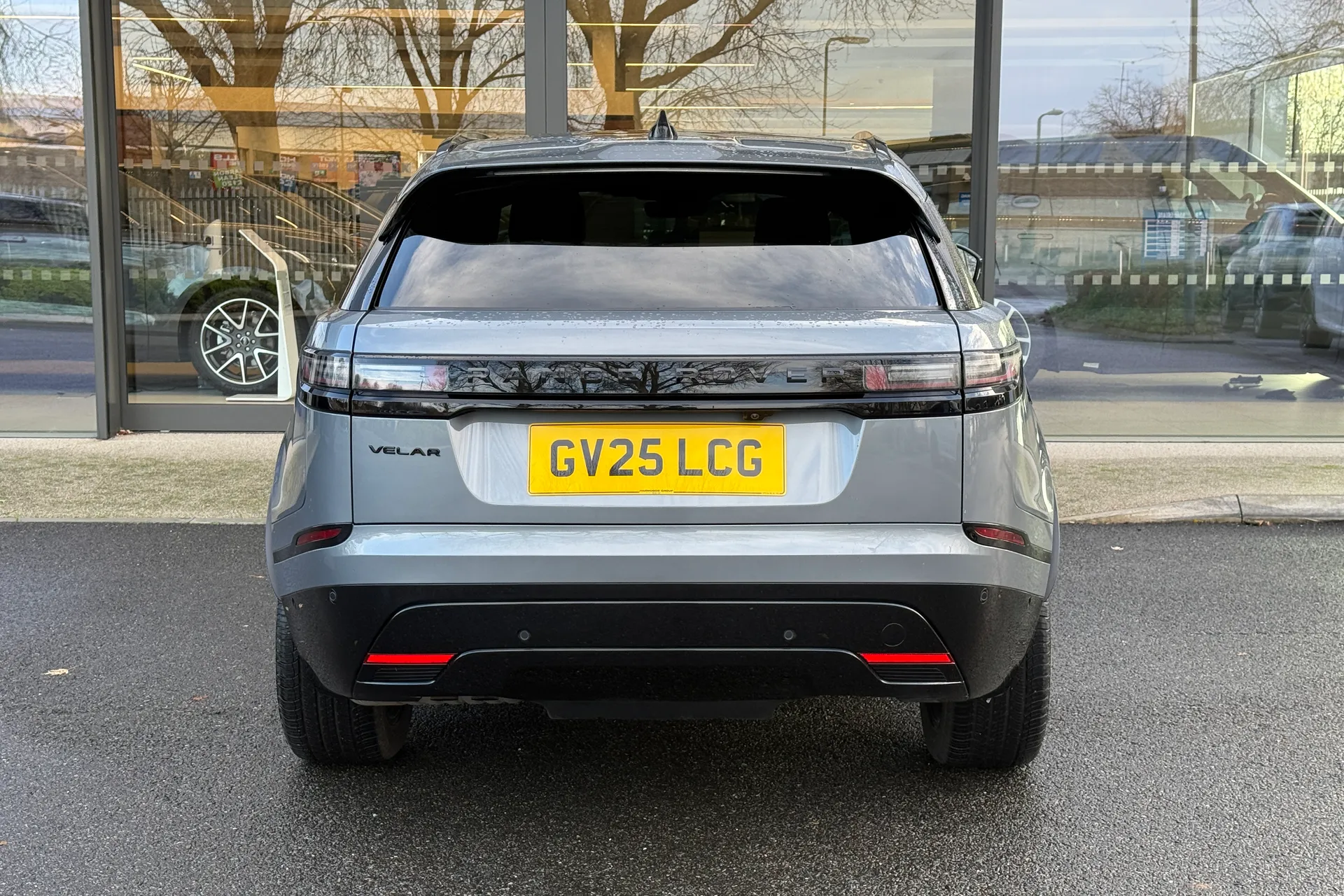 LAND ROVER RANGE ROVER VELAR thumbnail image number 7