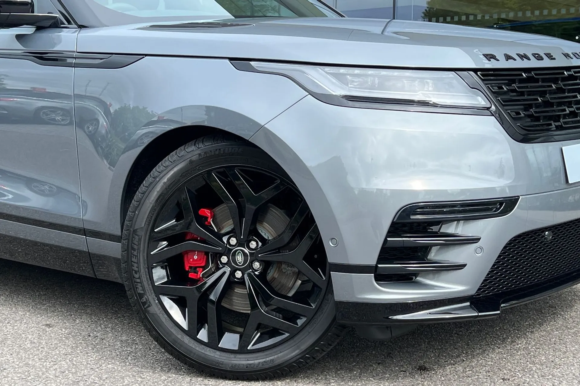 LAND ROVER RANGE ROVER VELAR thumbnail image number 9