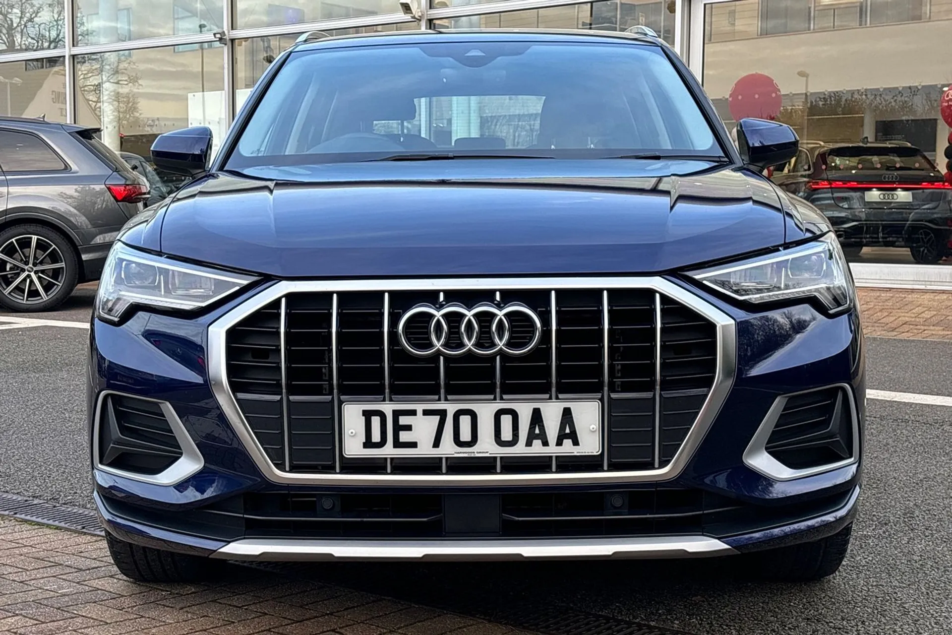 Audi Q3 thumbnail image number 11