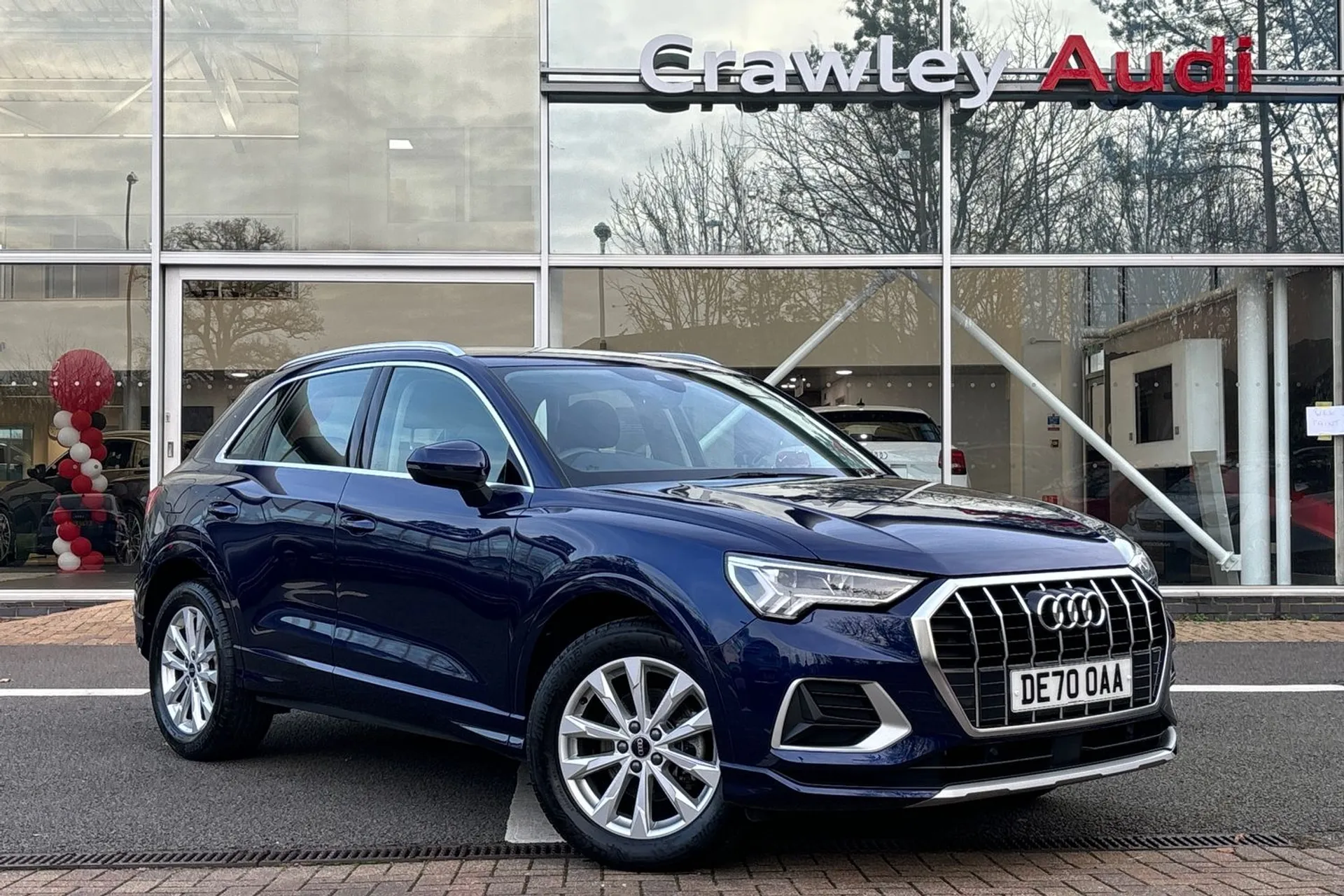 Audi Q3 focused image