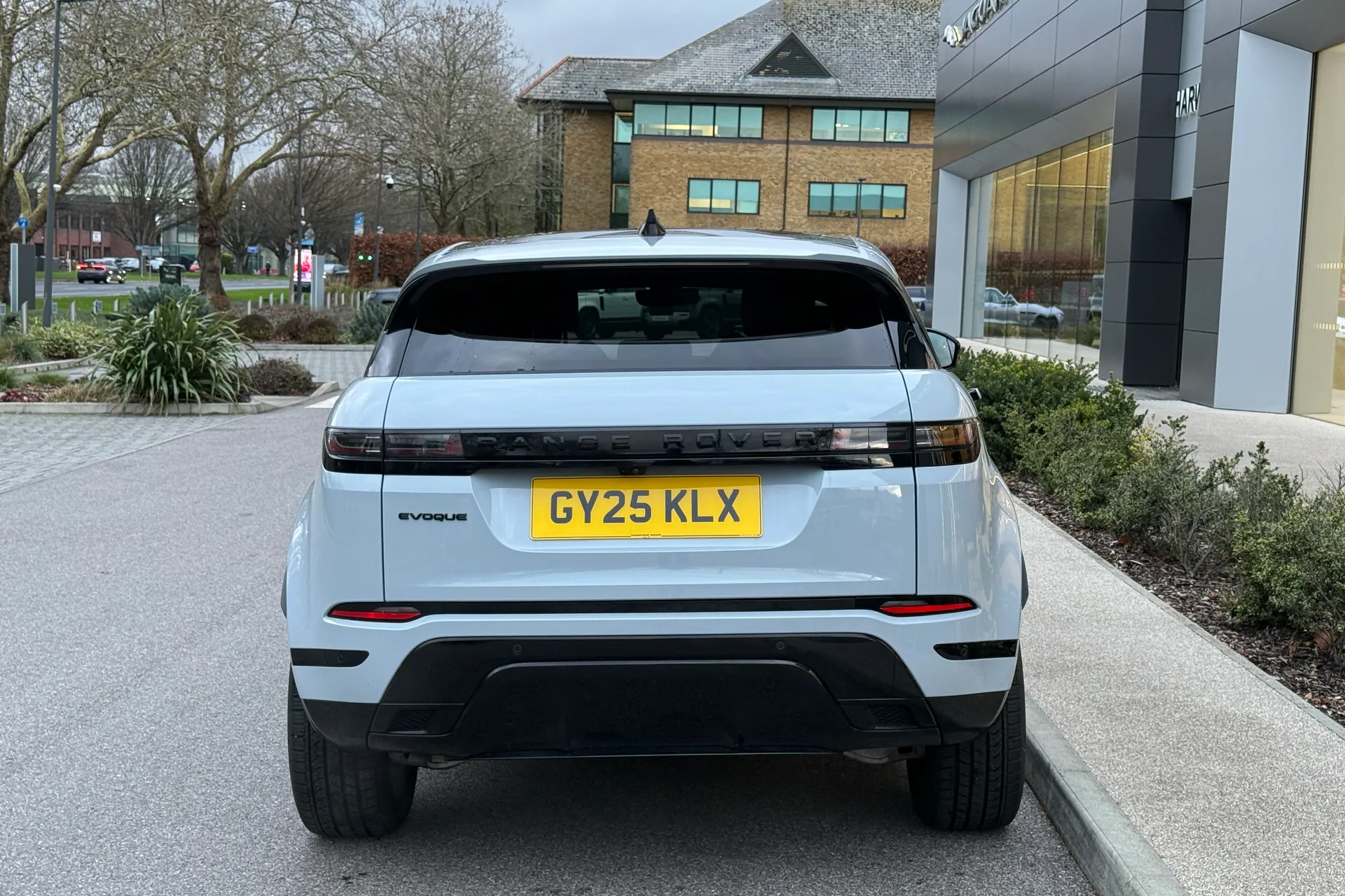 LAND ROVER RANGE ROVER EVOQUE thumbnail image number 14