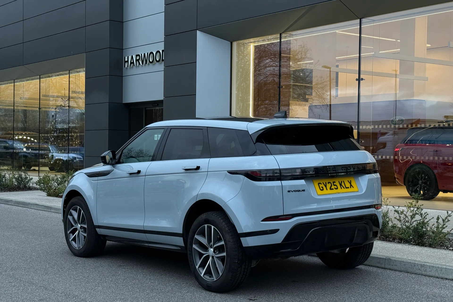 LAND ROVER RANGE ROVER EVOQUE thumbnail image number 15
