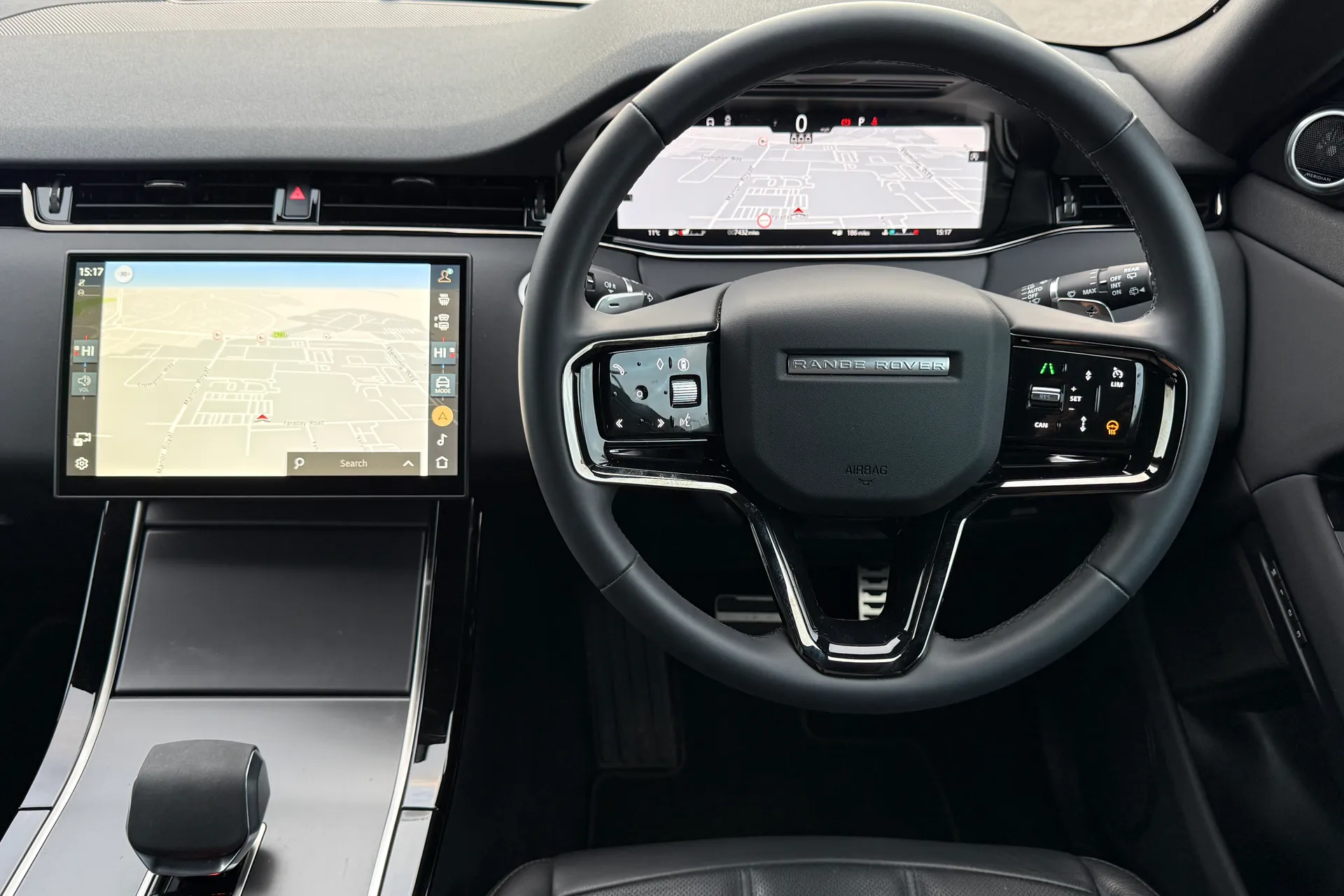 LAND ROVER RANGE ROVER EVOQUE thumbnail image number 21